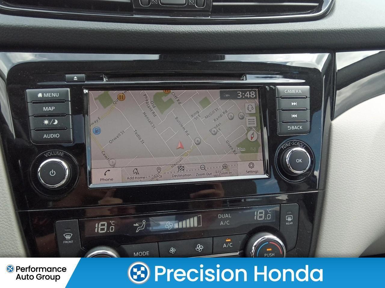 2021 Nissan Qashqai SL Leather Sunroof Navigation CarPlay Photo