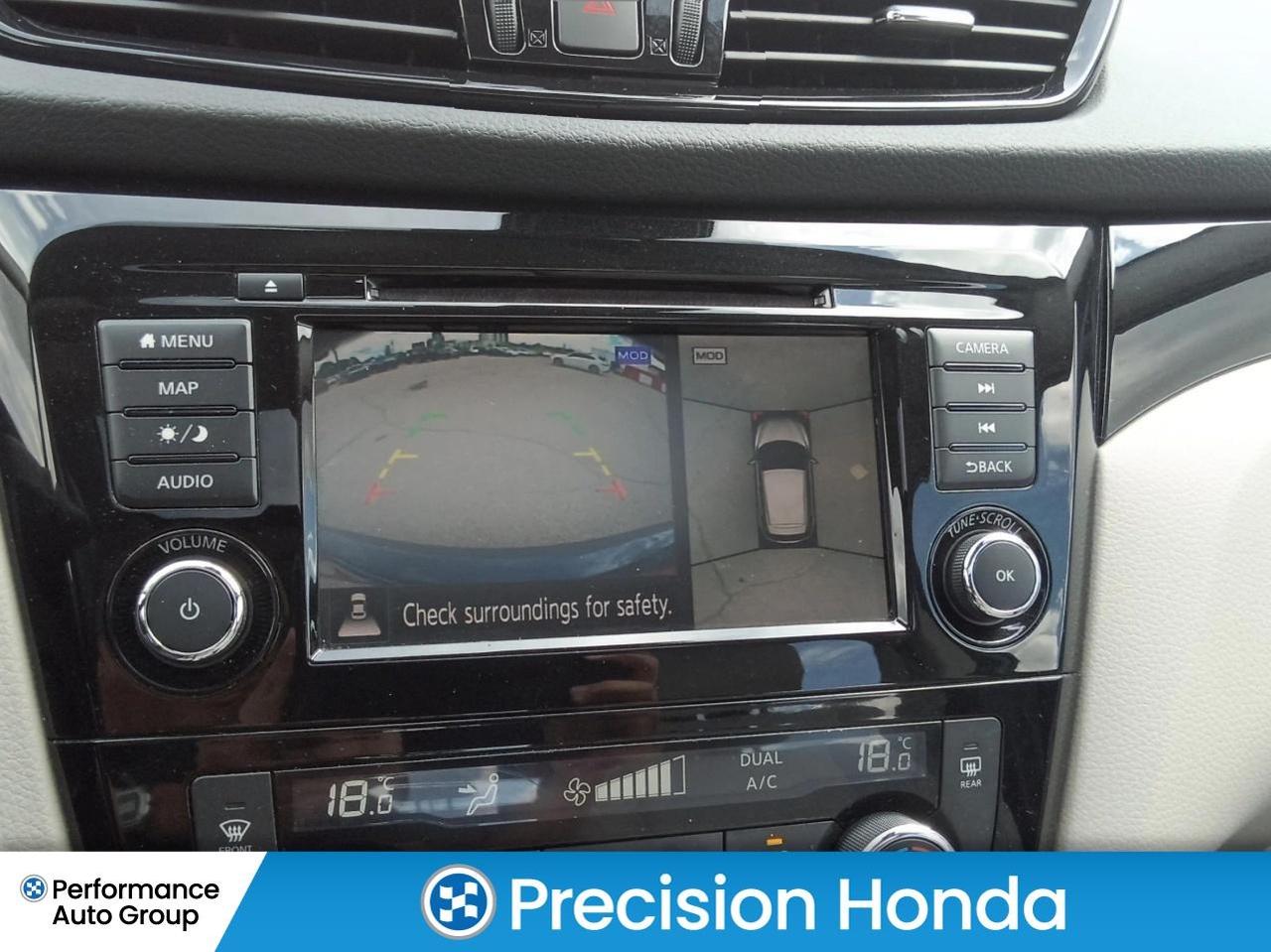 2021 Nissan Qashqai SL Leather Sunroof Navigation CarPlay Photo