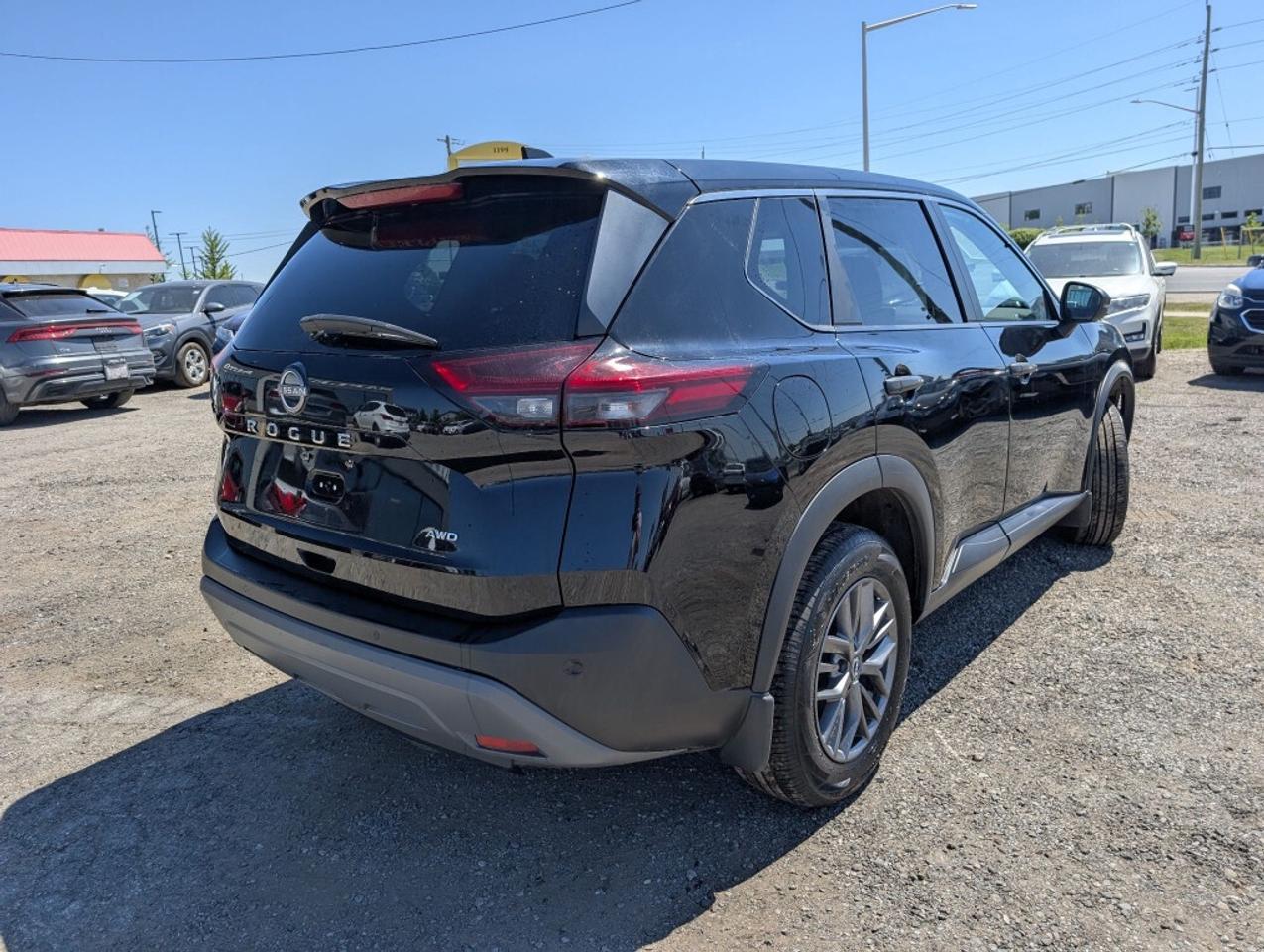 2022 Nissan Rogue S AWD   CAMERA   CARPLAY   ANDROID  HTD SEATS Photo