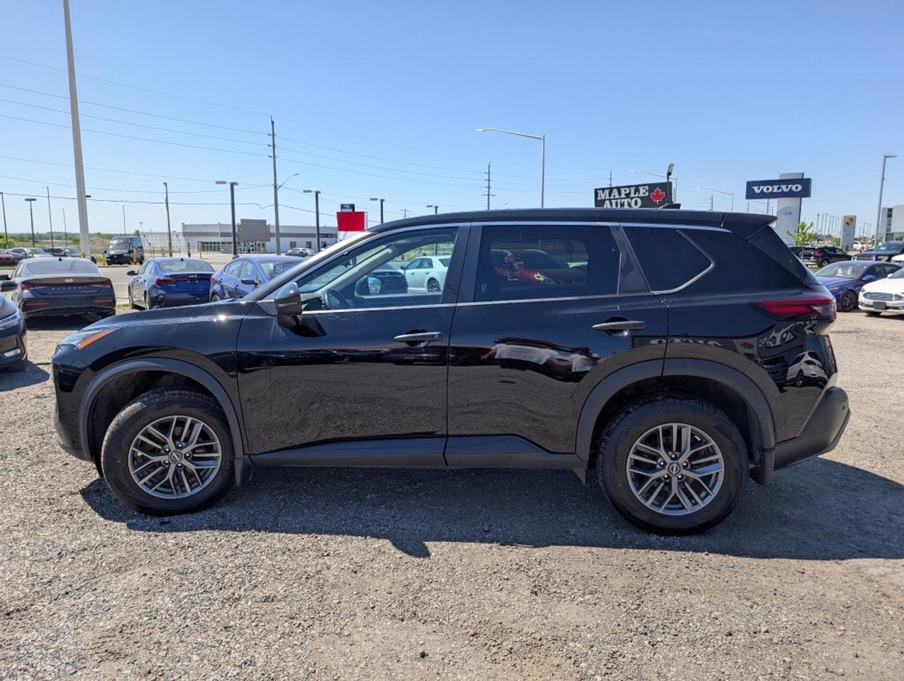 2022 Nissan Rogue S AWD   CAMERA   CARPLAY   ANDROID  HTD SEATS Photo
