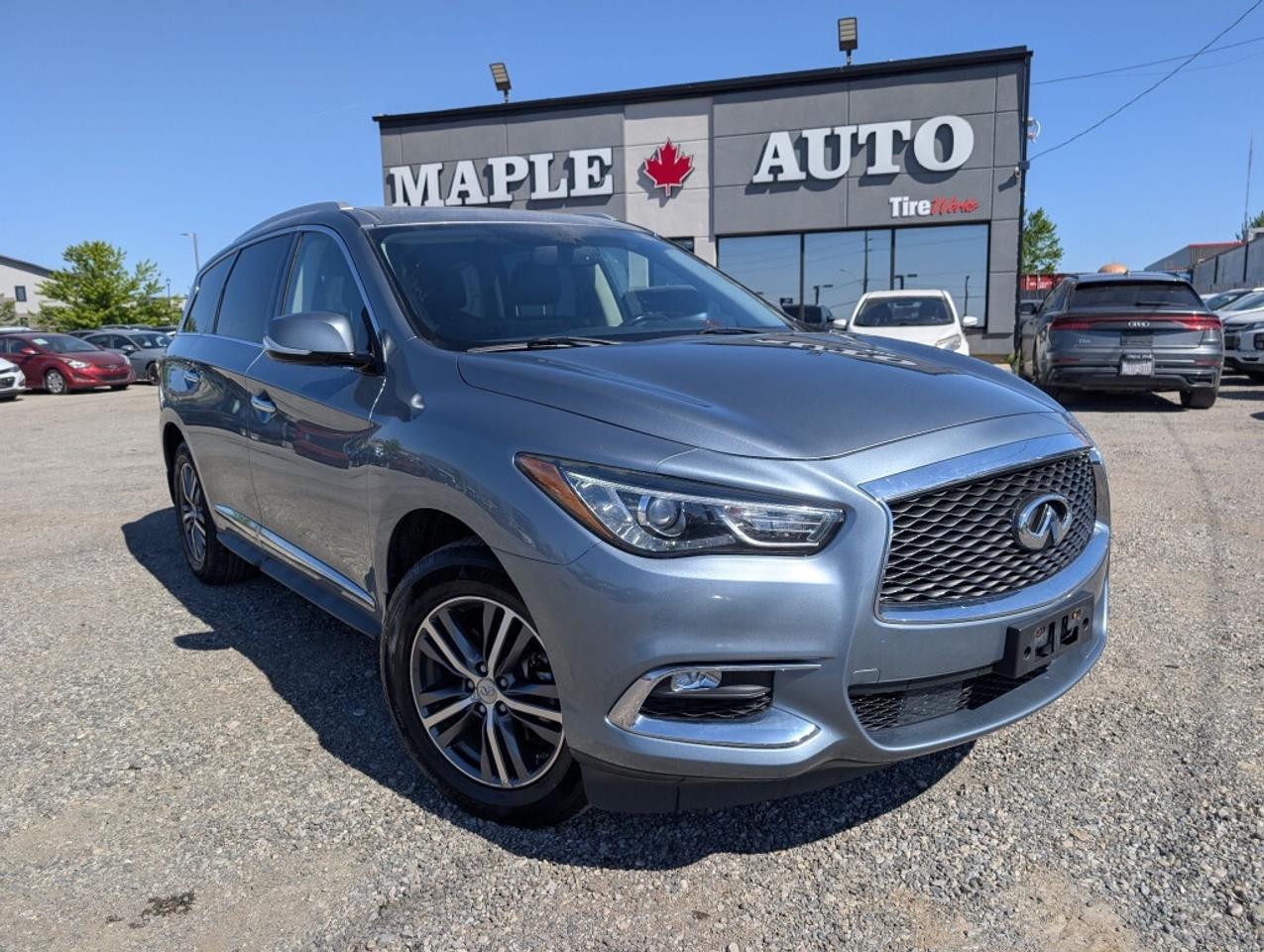 2017 Infiniti QX60 AWD   LEATHER   SUNROOF   CAMERA   HTD SEATS & STE Photo3
