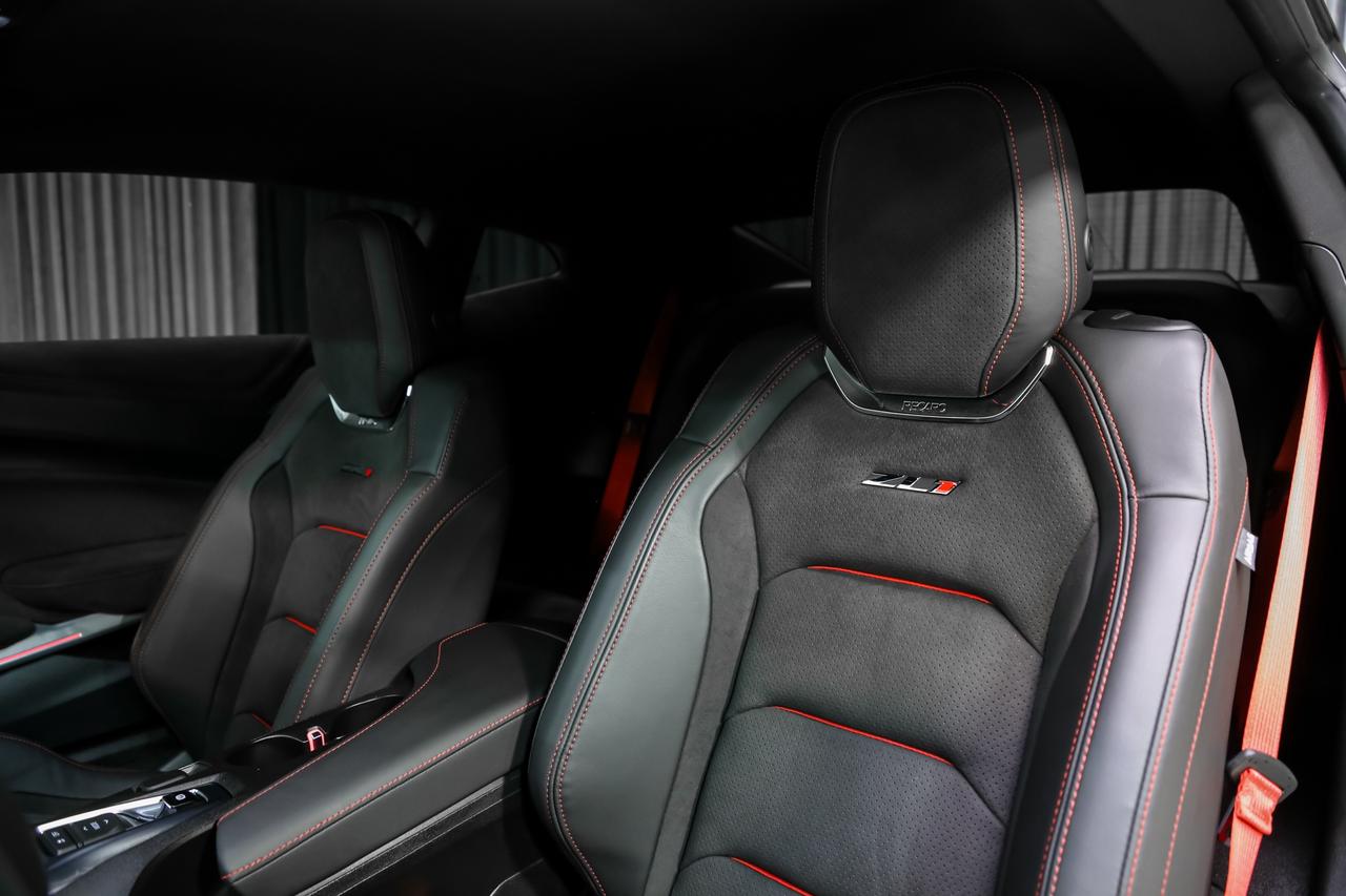 2023 Chevrolet Camaro ZL1 COUPE MANUAL 650HP FULLPPF NOACCIDNT MAGRIDE Photo