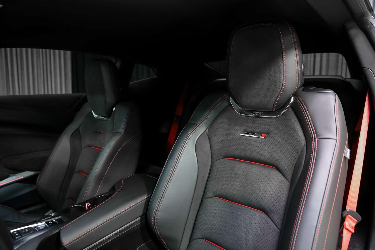 2023 Chevrolet Camaro ZL1 COUPE MANUAL 650HP FULLPPF NOACCIDNT MAGRIDE Photo