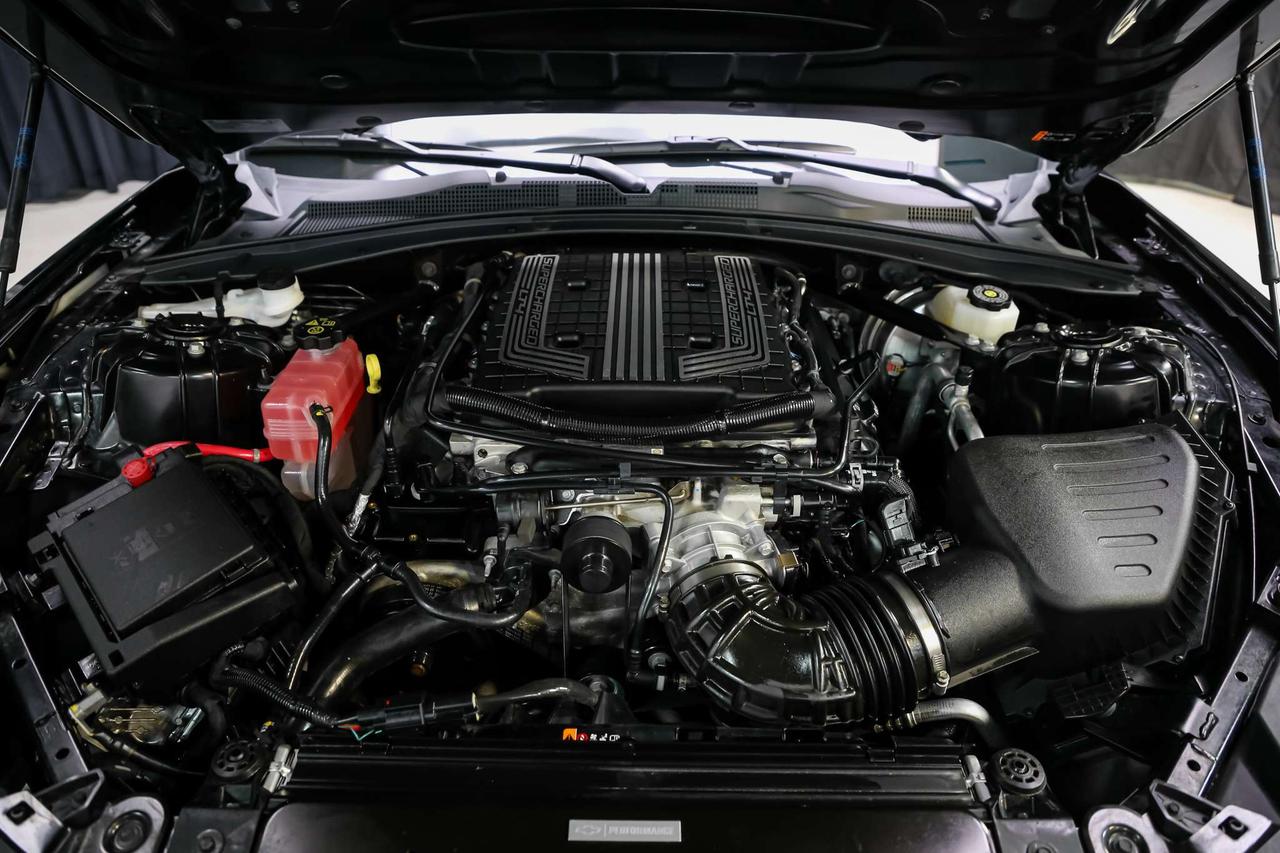 2023 Chevrolet Camaro ZL1 COUPE MANUAL 650HP FULLPPF NOACCIDNT MAGRIDE Photo