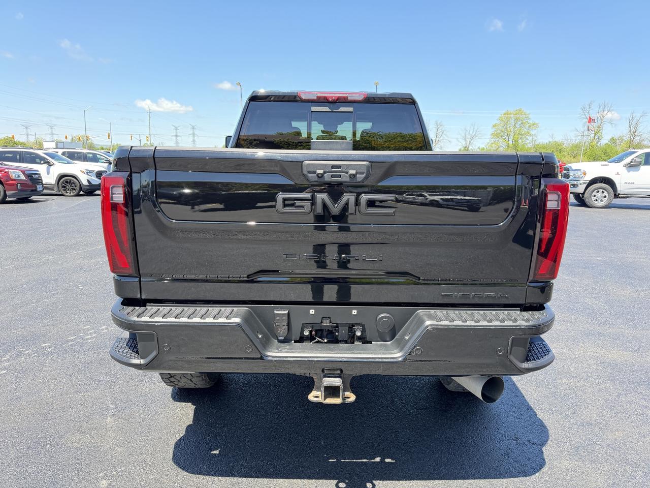 2024 GMC SIERRA 2500HD 4WD Crew Cab 159  Denali Photo