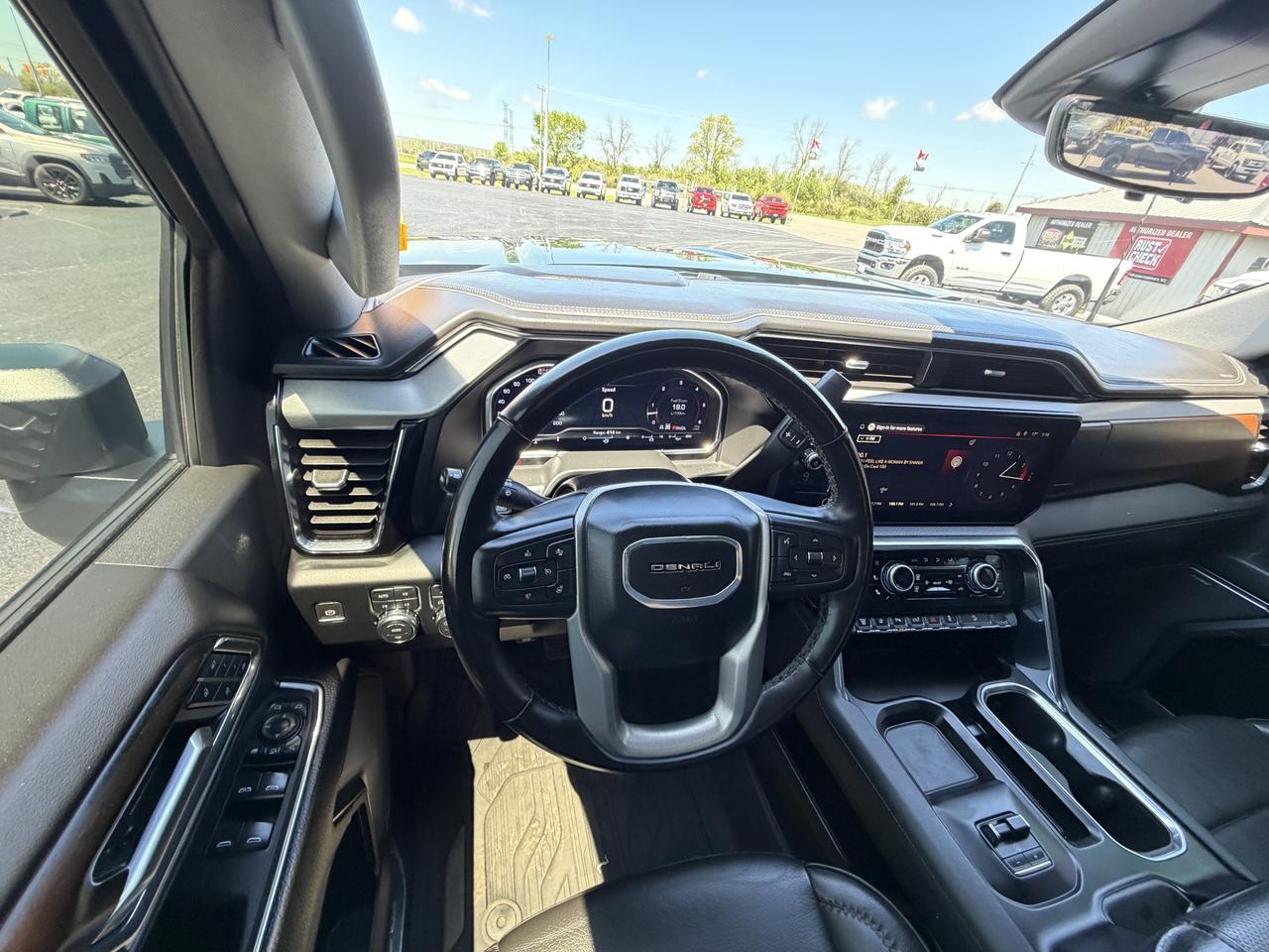 2024 GMC SIERRA 2500HD 4WD Crew Cab 159  Denali Photo