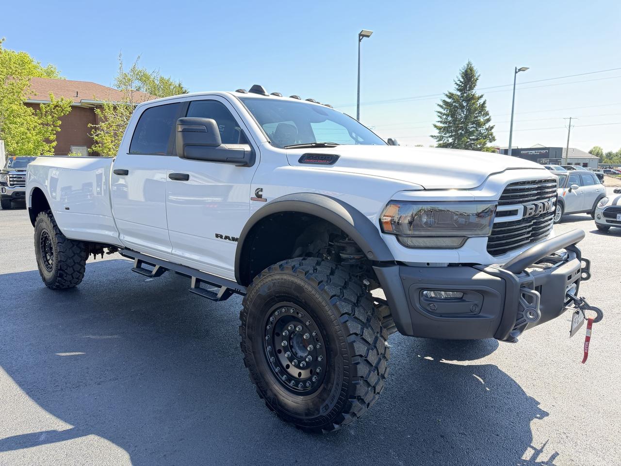 2024 RAM 5500 SLT SEVERE DUTY Photo