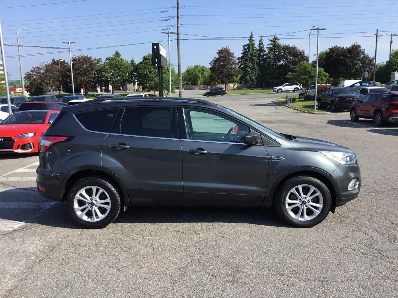 2018 Ford Escape SEL Photo