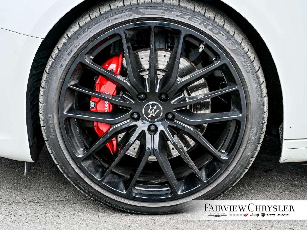 2023 Maserati Ghibli Modena Q4 AWD SUNROOF   RED LEATHER   SOFT CLOSE DOORS   INTERIOR CARBON   NERISSIMO PKG Photo