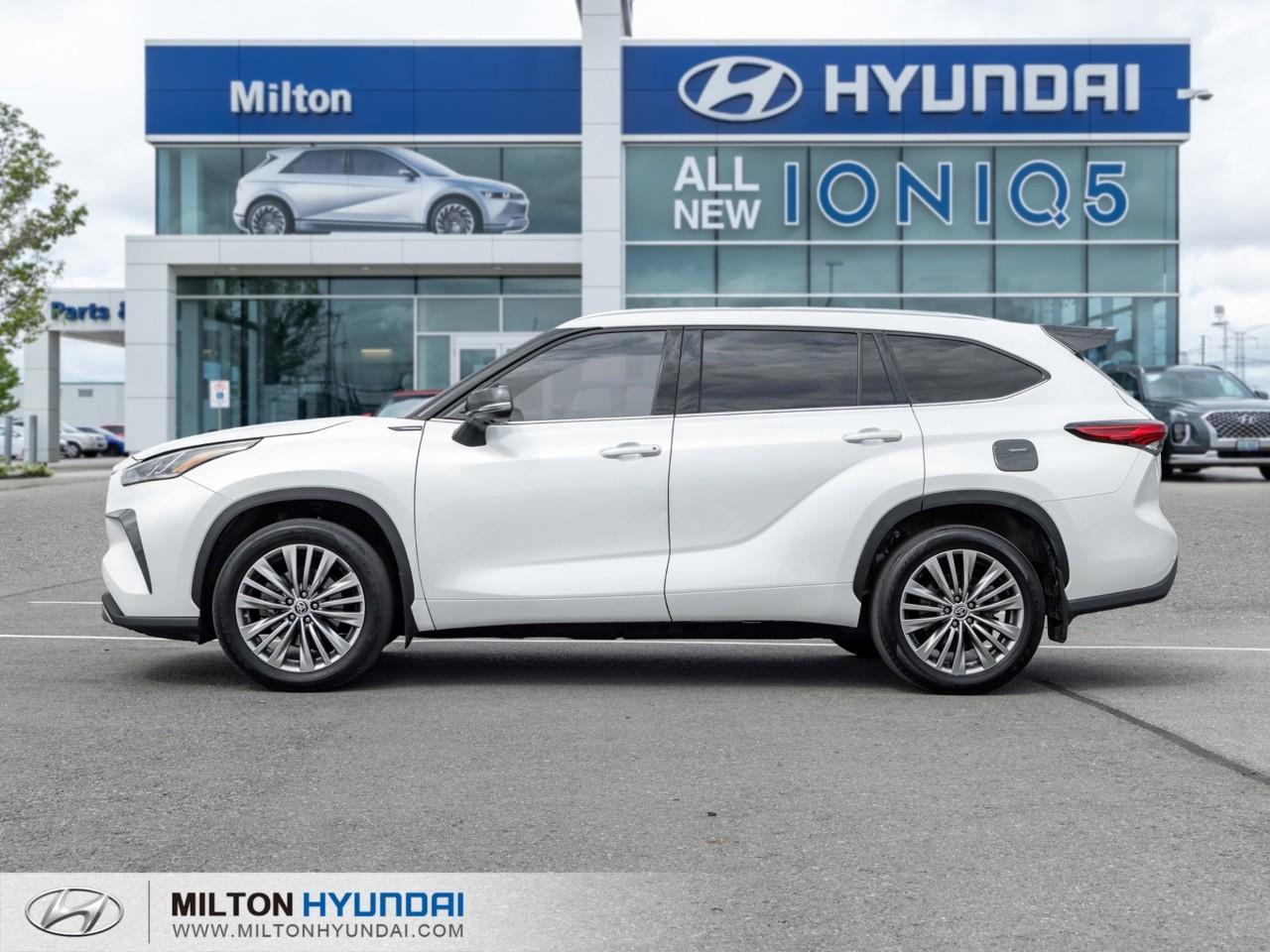 2023 Toyota Highlander Limited 4dr All-Wheel Drive Photo