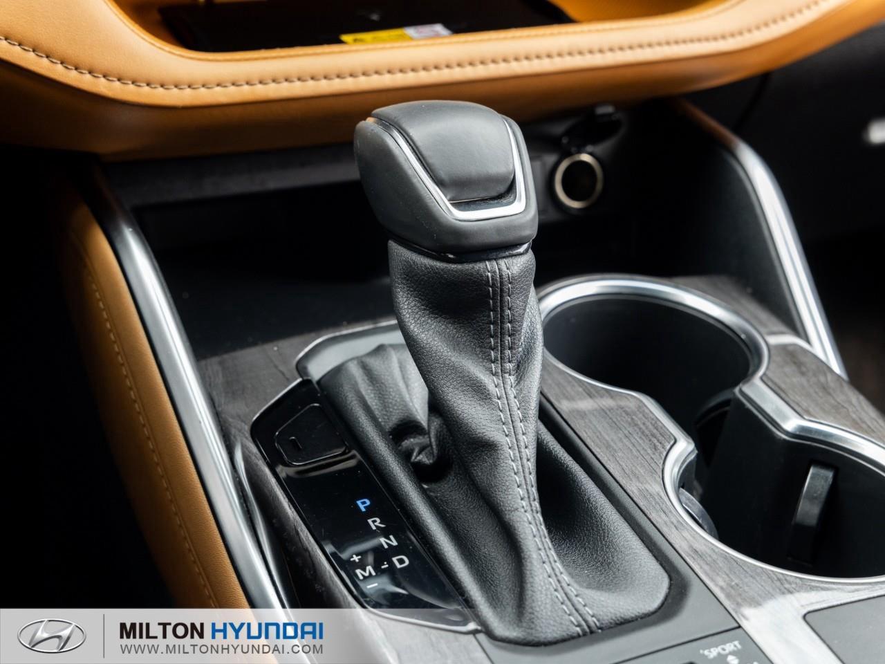 2023 Toyota Highlander Limited 4dr All-Wheel Drive Photo