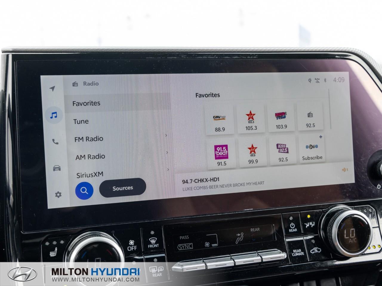 2023 Toyota Highlander Limited 4dr All-Wheel Drive Photo
