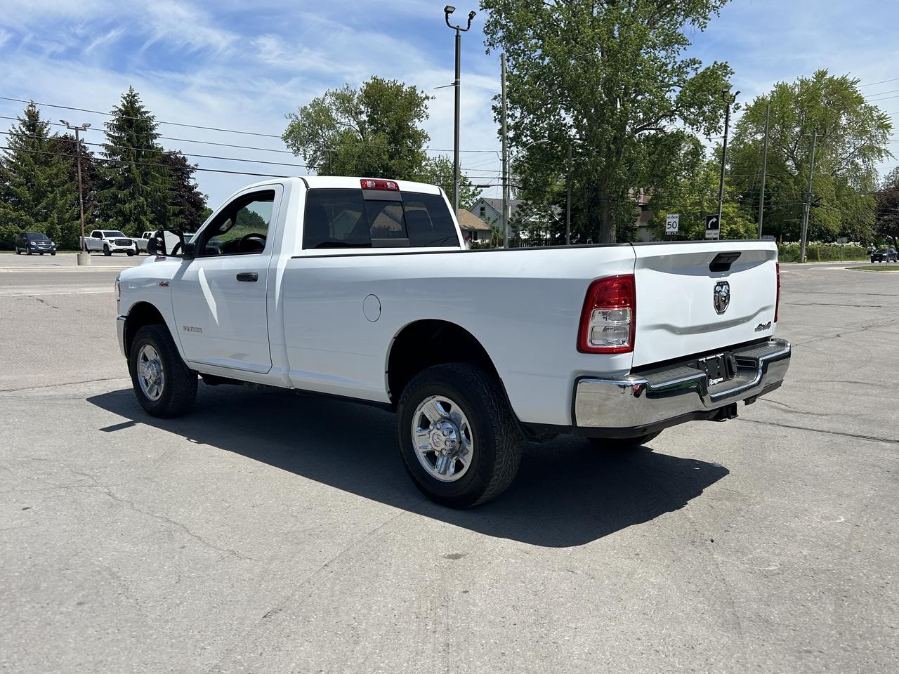2022 RAM 3500 TRADESMAN/4X4/BACK UP CAM/CALL PICTON Photo