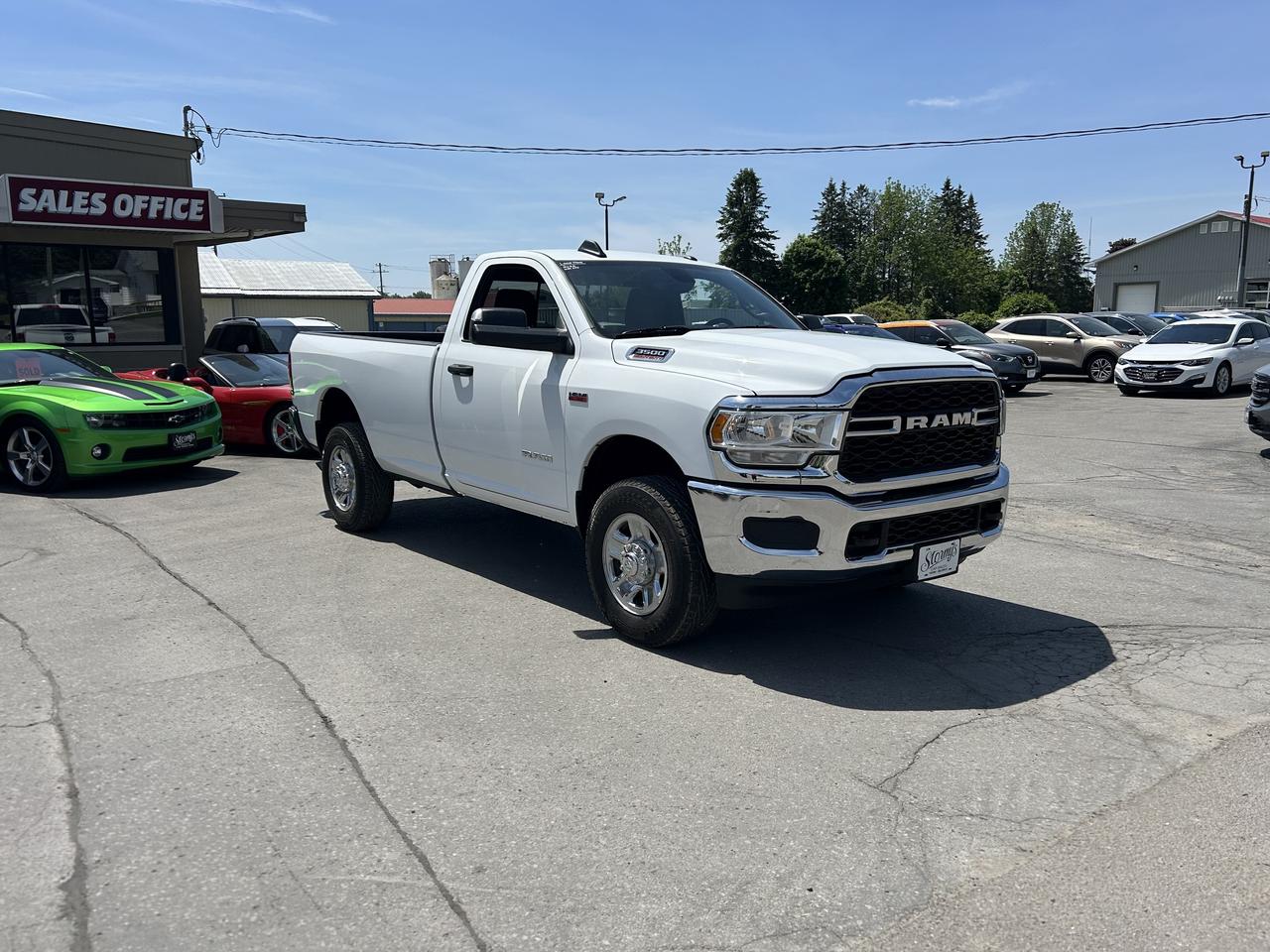 2022 RAM 3500 TRADESMAN/4X4/BACK UP CAM/CALL PICTON Photo