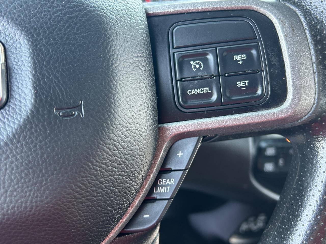 2022 RAM 3500 TRADESMAN/4X4/BACK UP CAM/CALL PICTON Photo