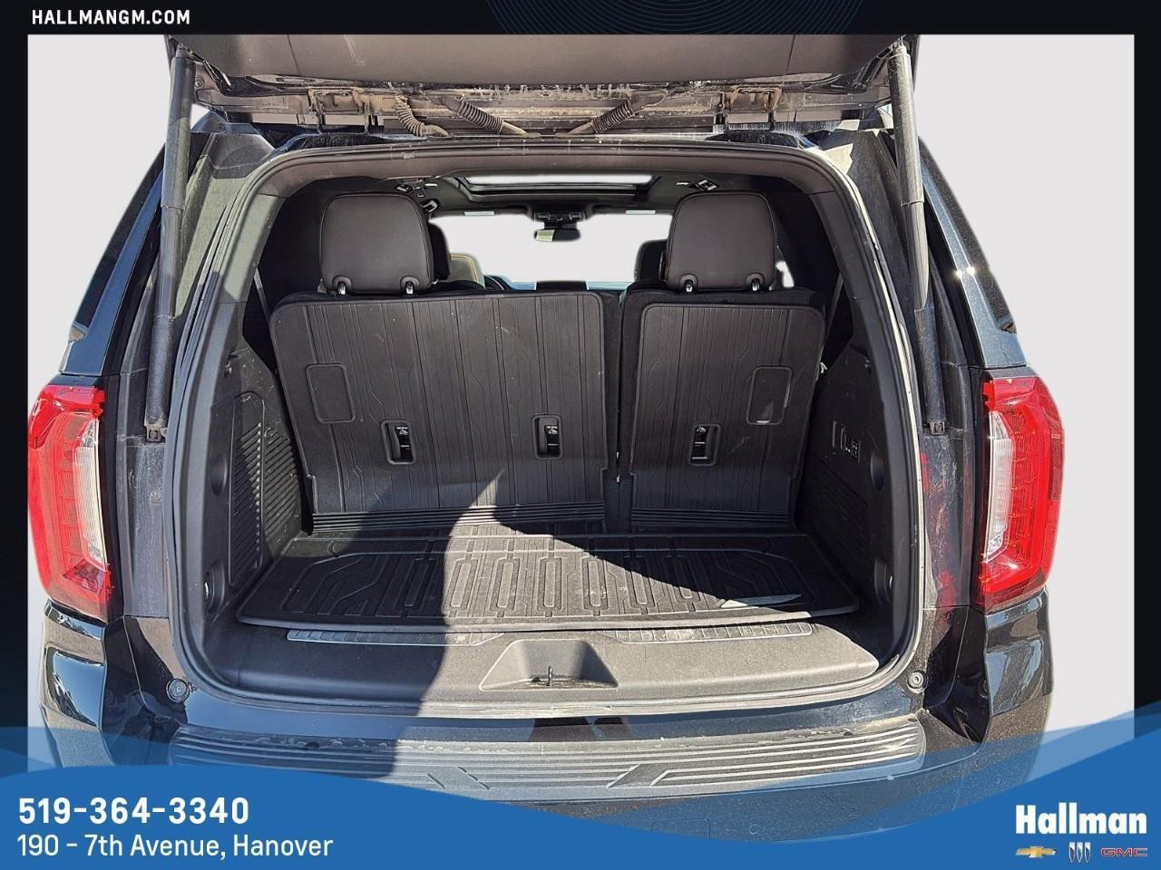 2023 GMC Yukon AT4 4X4 Photo