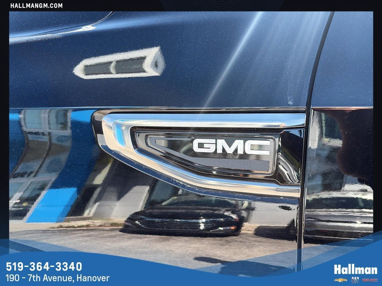2023 GMC Yukon AT4 4X4 Photo