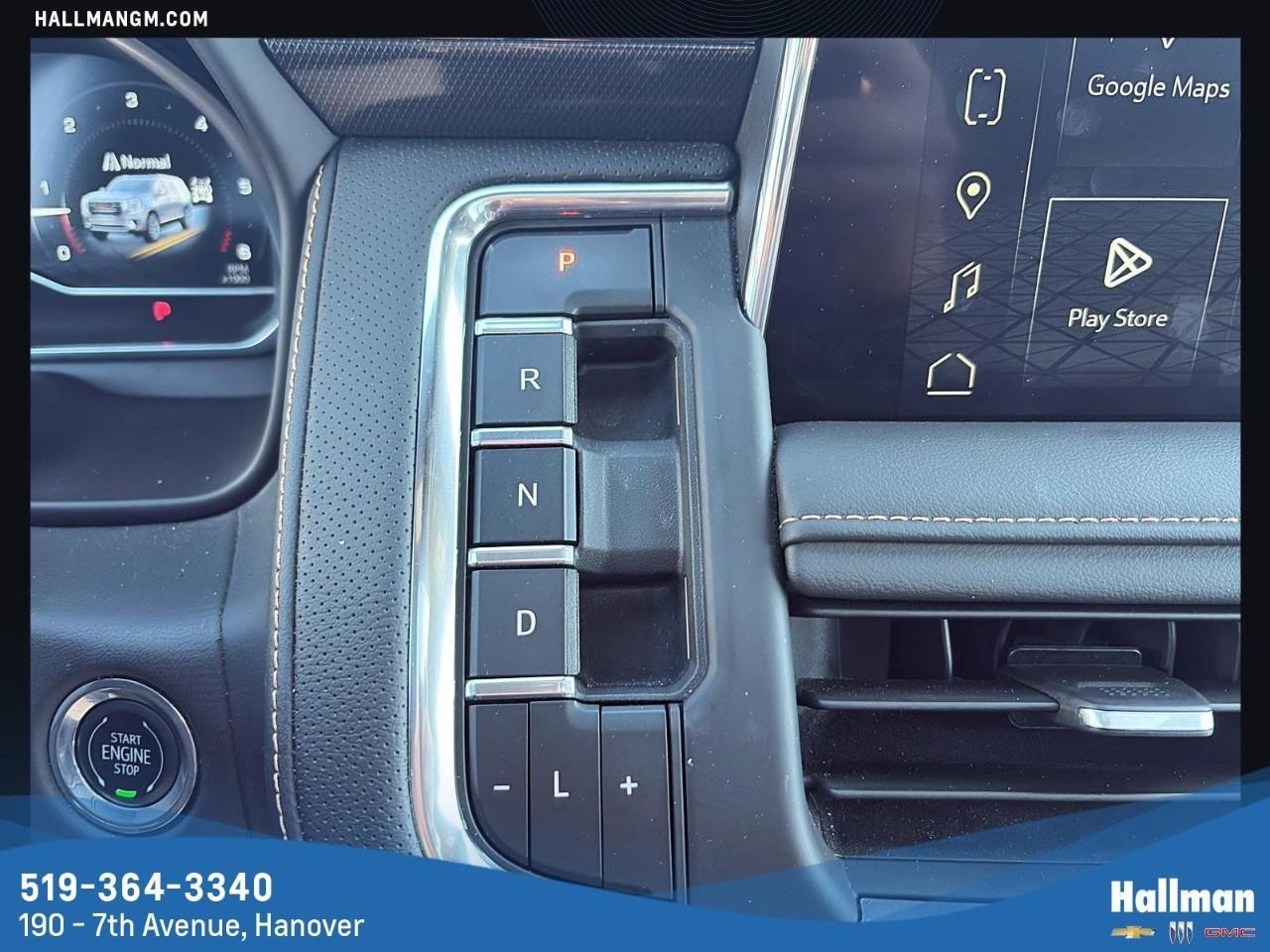 2023 GMC Yukon AT4 4X4 Photo