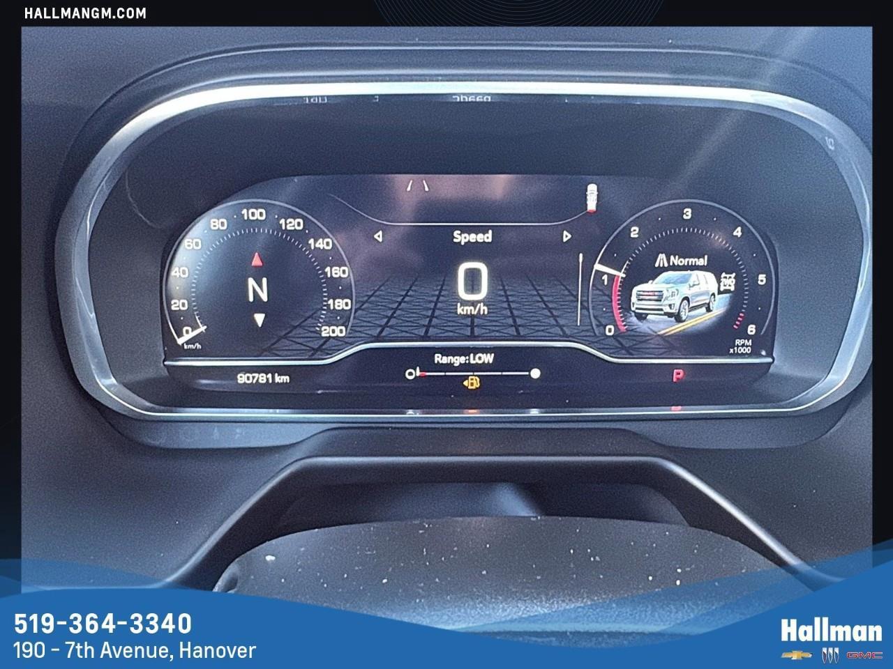 2023 GMC Yukon AT4 4X4 Photo