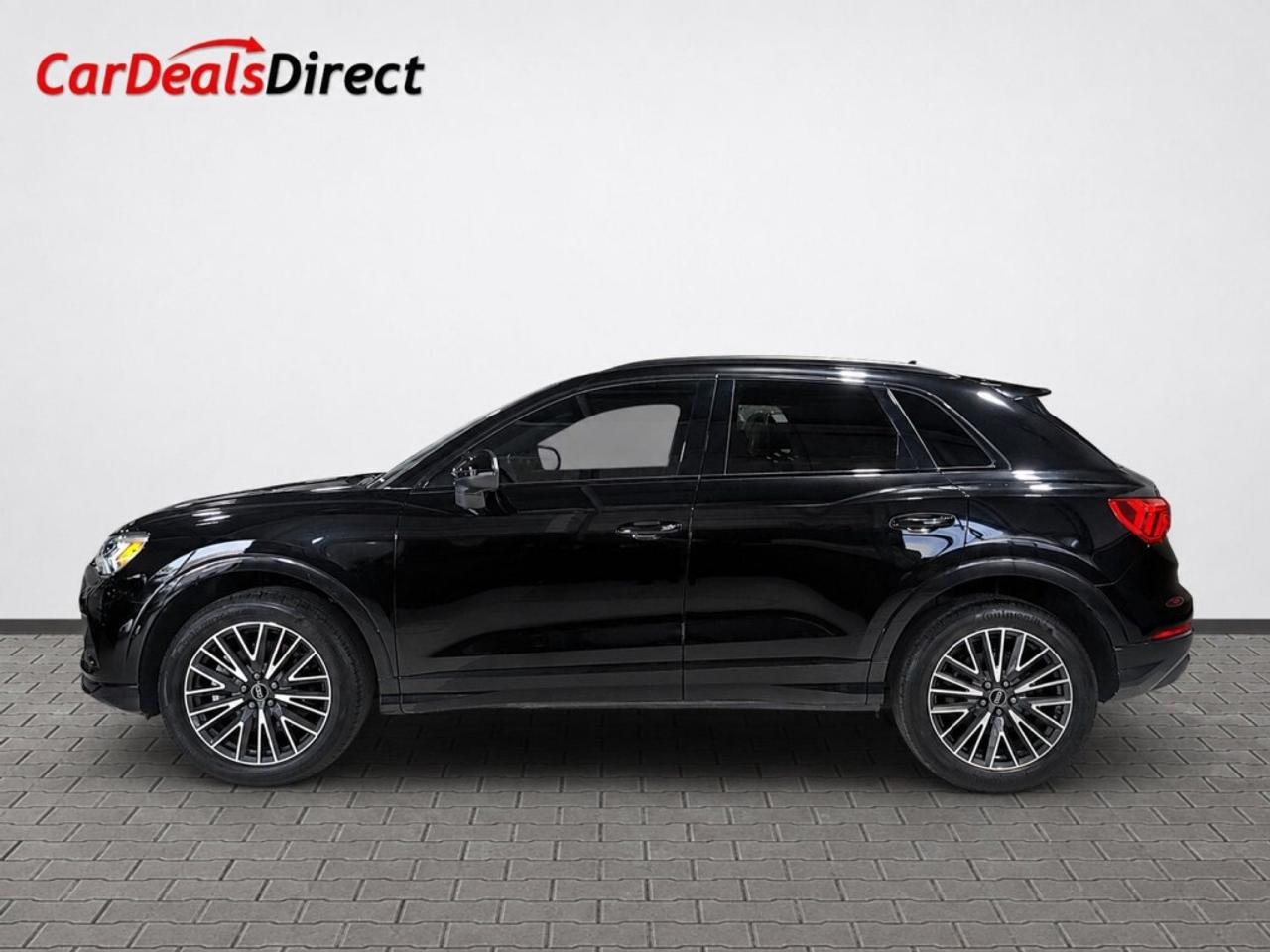 2022 Audi Q3 40 Premium quattro /NAVI/Leather/Sunroof/Drive Ass Photo