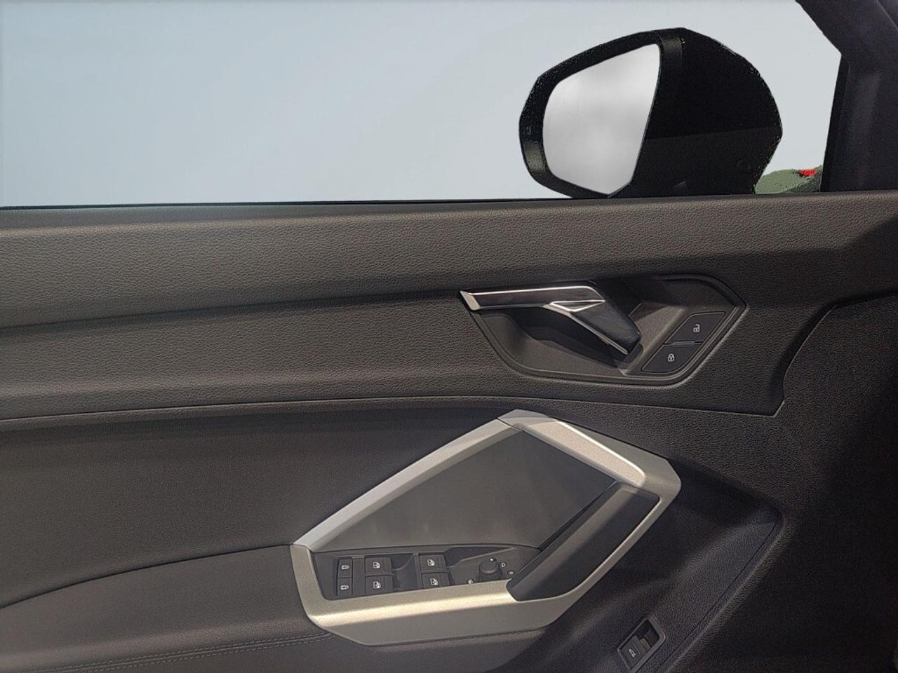 2022 Audi Q3 40 Premium quattro /NAVI/Leather/Sunroof/Drive Ass Photo