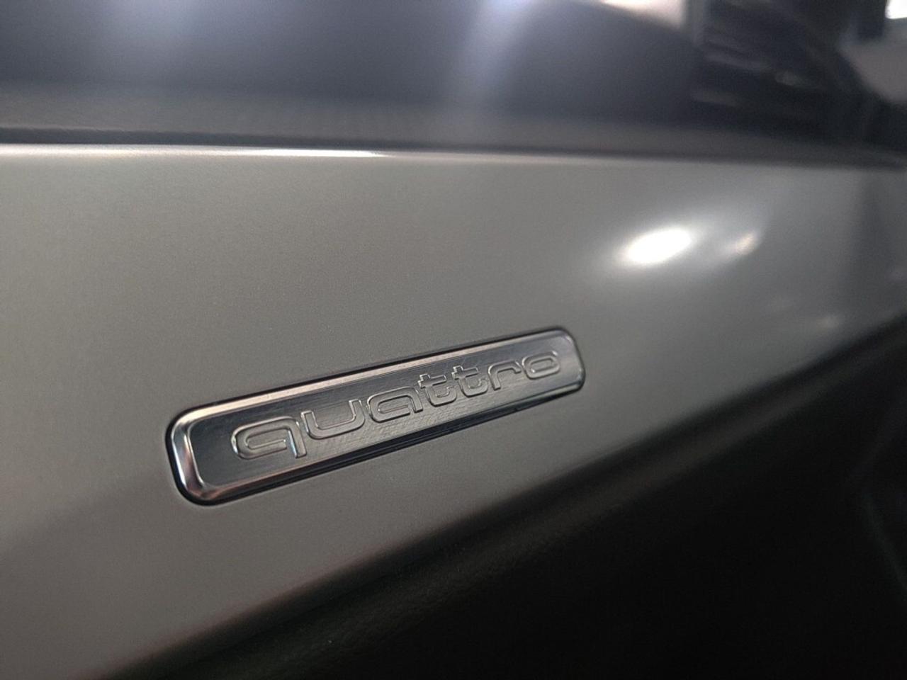2022 Audi Q3 40 Premium quattro /NAVI/Leather/Sunroof/Drive Ass Photo
