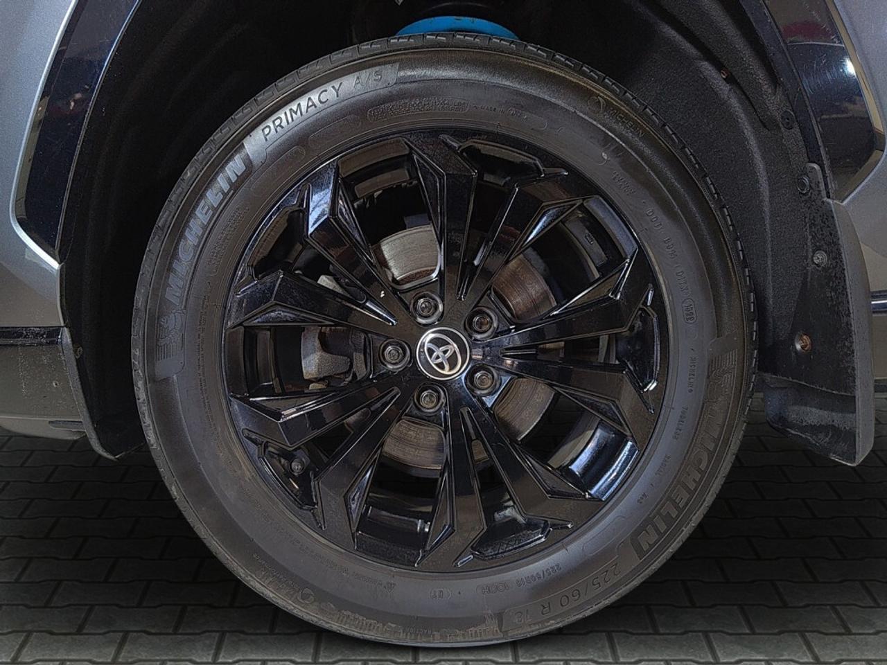 2022 Toyota RAV4 Hybrid High-Demand HYBRID XSE Model   Leather   Sunroof Photo