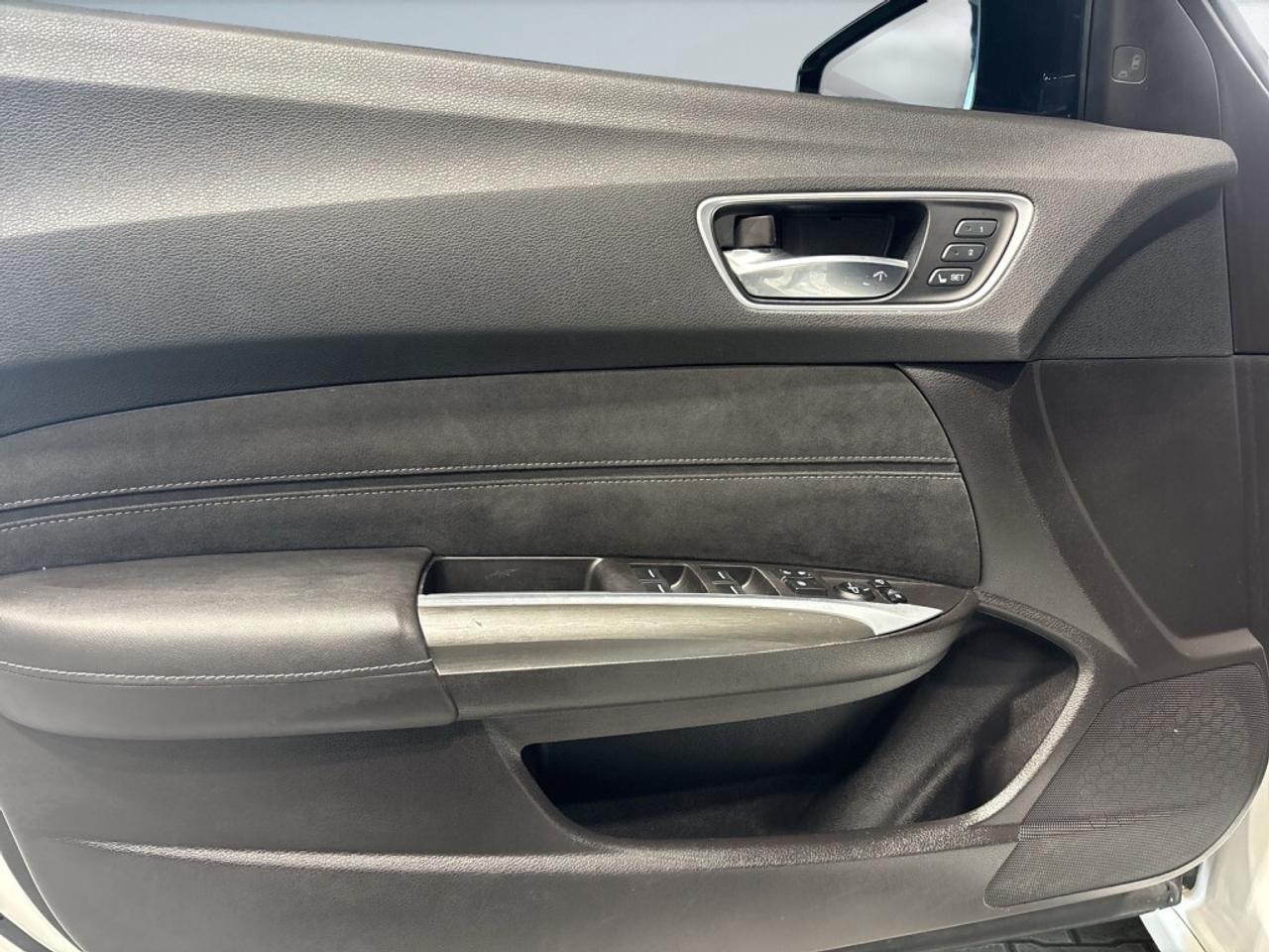 2018 Acura TLX 3.5L Tech & A-Spec / NAV / Leather / Sunroof / Car Photo