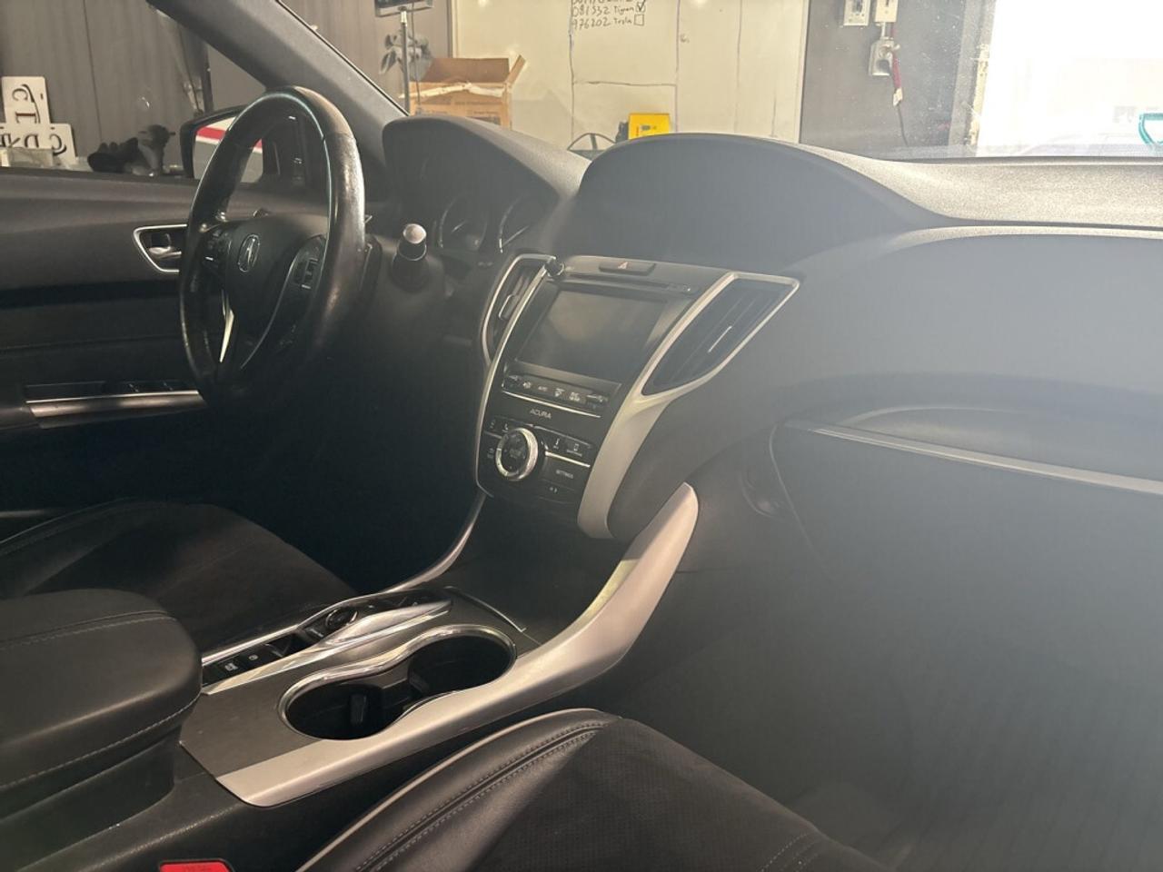2018 Acura TLX 3.5L Tech & A-Spec / NAV / Leather / Sunroof / Car Photo