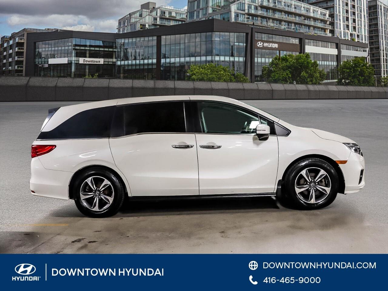 2018 Honda Odyssey EX Photo2