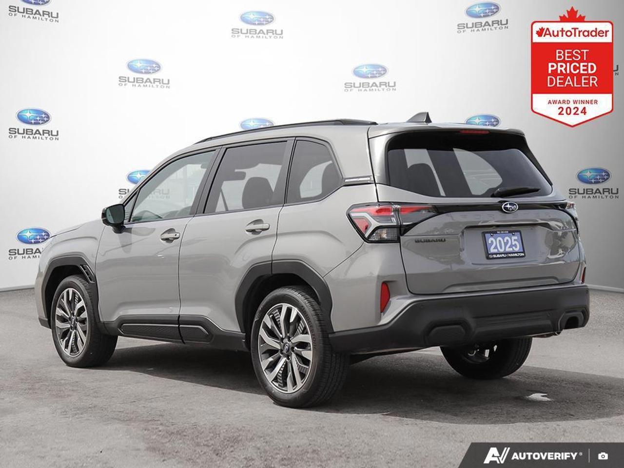 2025 Subaru Forester Premier 4dr All-Wheel Drive Photo2