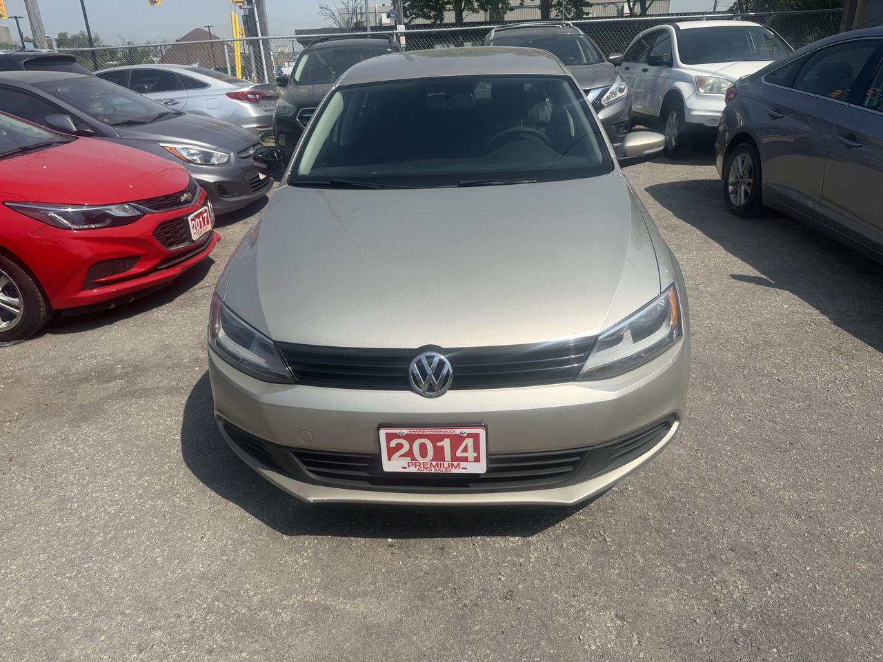 2014 Volkswagen Jetta Sedan *** 3 YEAR WARRANTY INCLUDED *** Photo