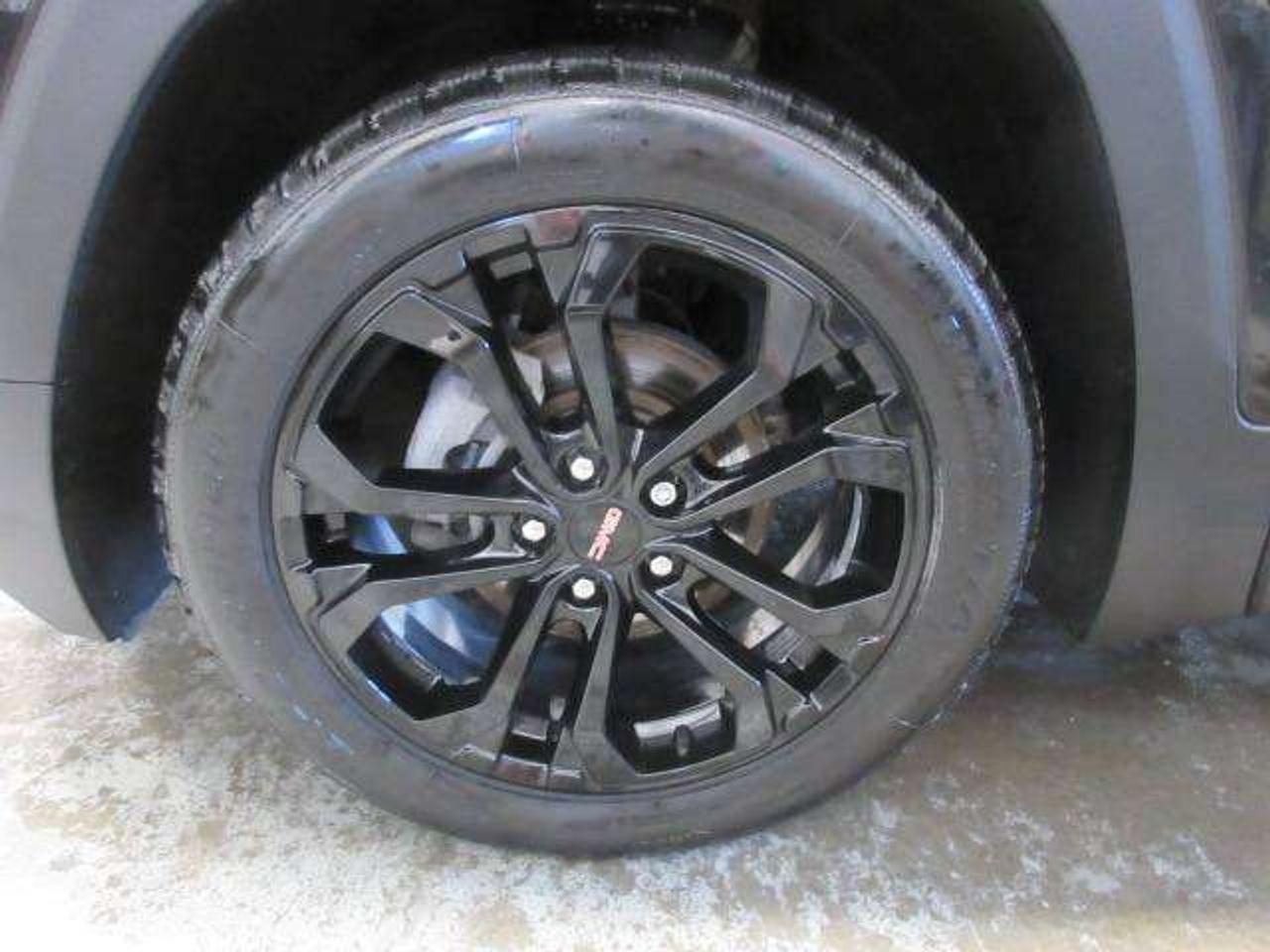 2022 GMC Terrain SLE AWD, HTD. SEATS, A/C, APPLE/ANDROID, 61K! Photo