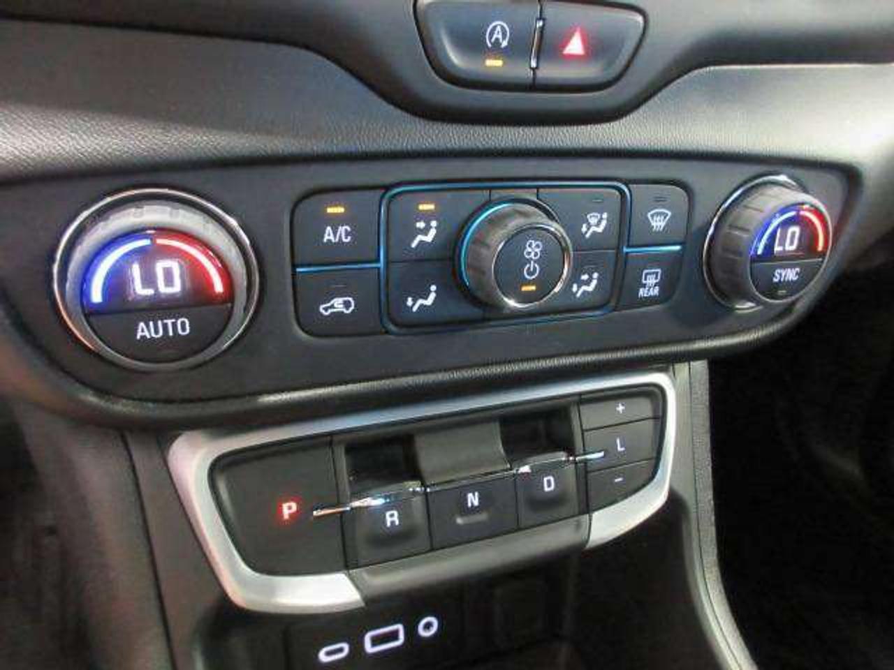 2022 GMC Terrain SLE AWD, HTD. SEATS, A/C, APPLE/ANDROID, 61K! Photo