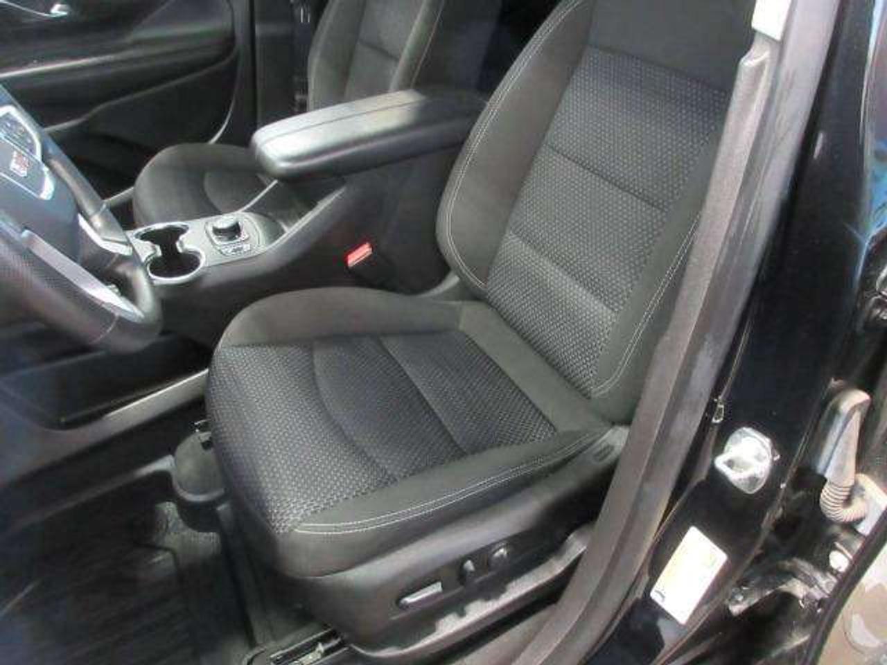 2022 GMC Terrain SLE AWD, HTD. SEATS, A/C, APPLE/ANDROID, 61K! Photo