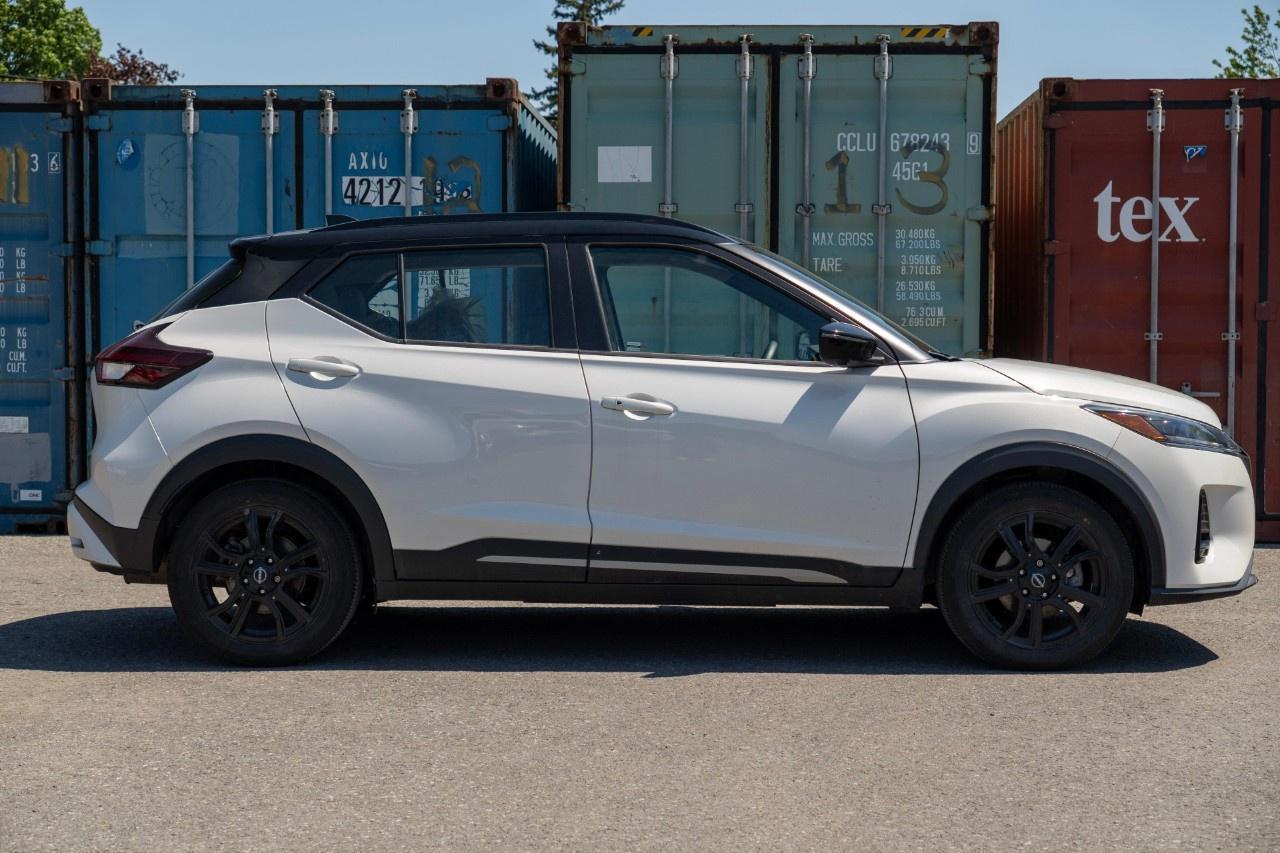 2023 Nissan Kicks SR FWD Photo