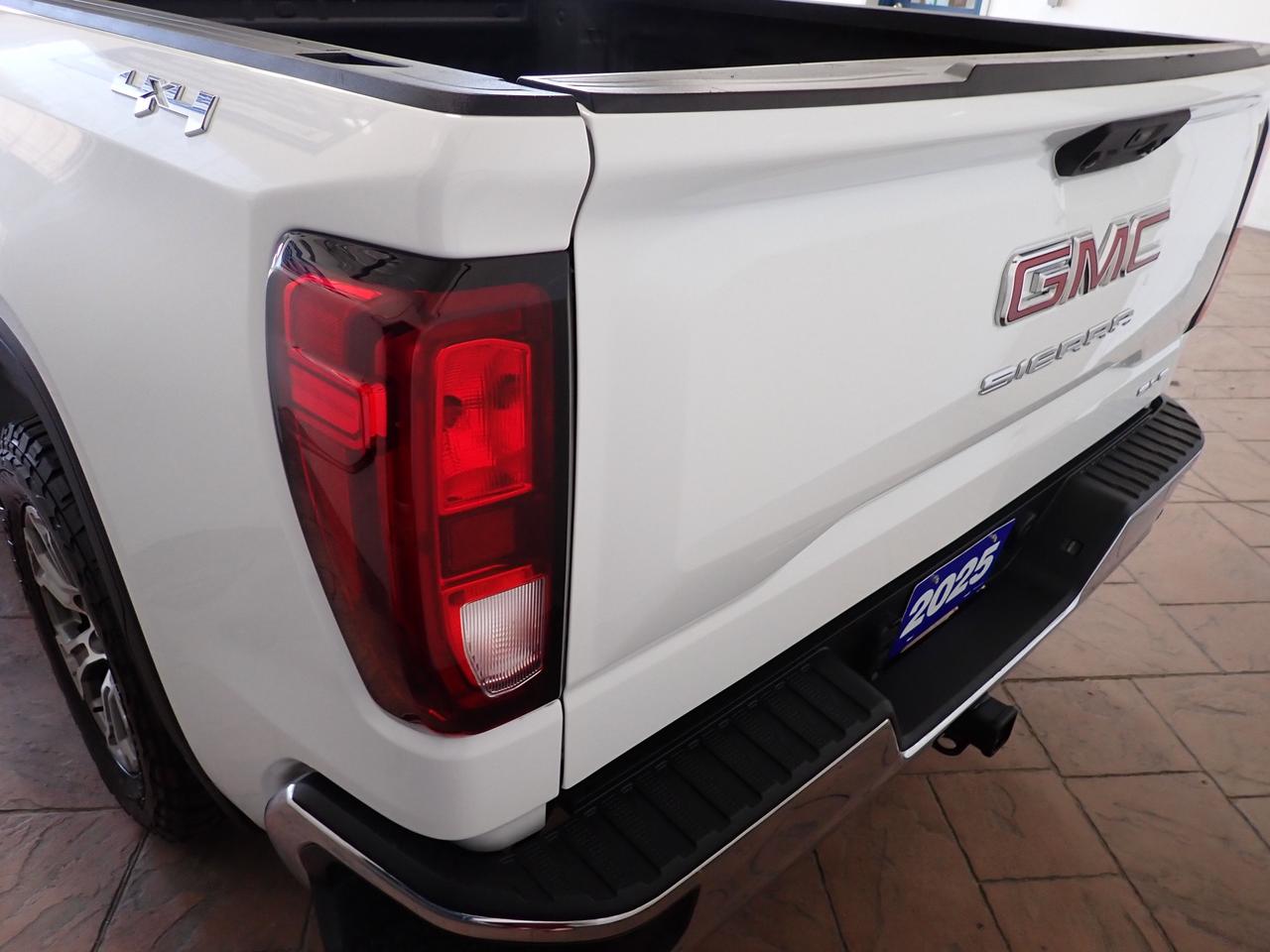2025 GMC Sierra 1500 SLE 4WD CREW CAB NAVI 6'4 BOX Photo