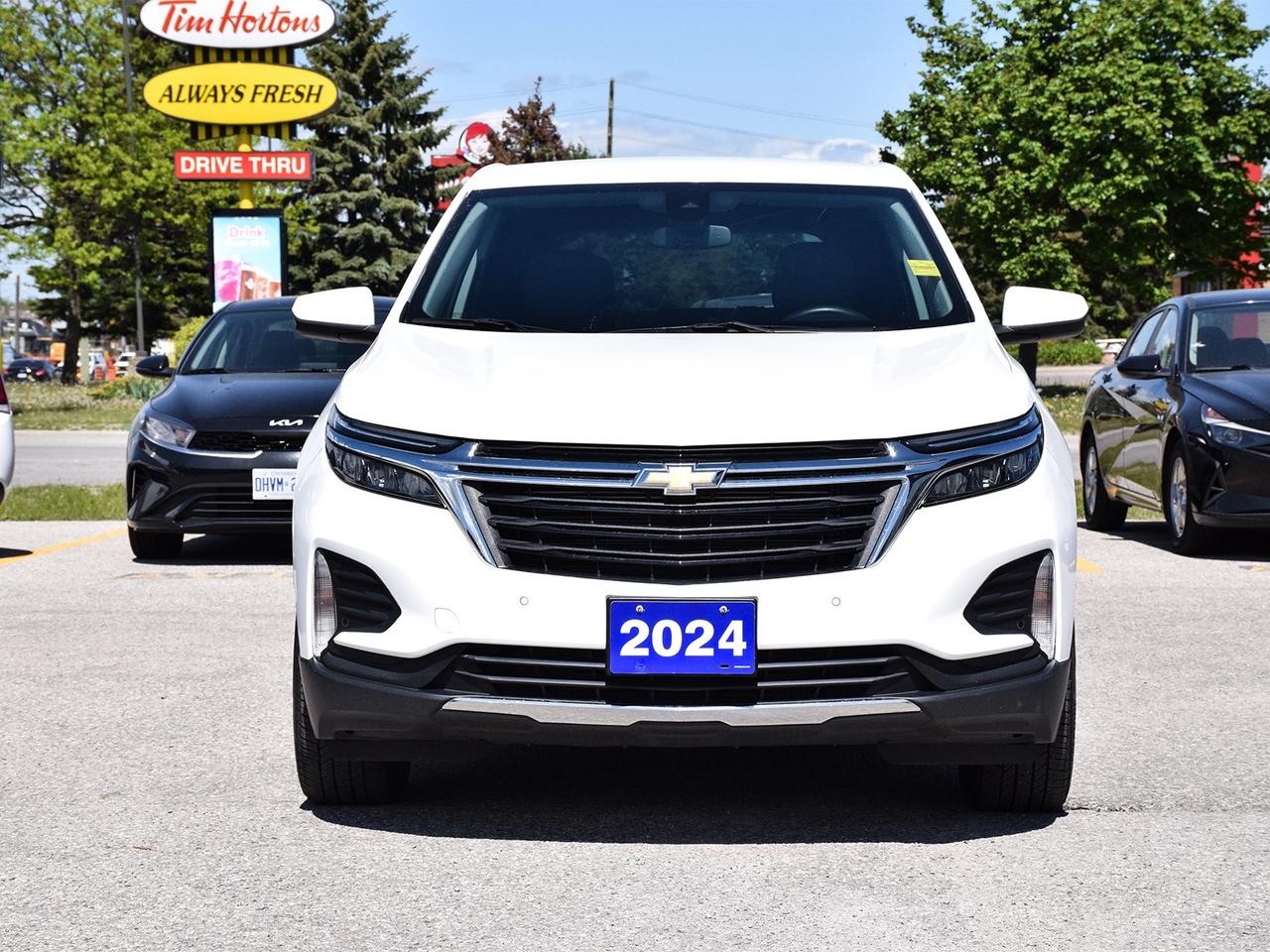 2024 Chevrolet Equinox LT AWD ~Heated Seats ~Bluetooth ~Carplay ~Camera Photo3
