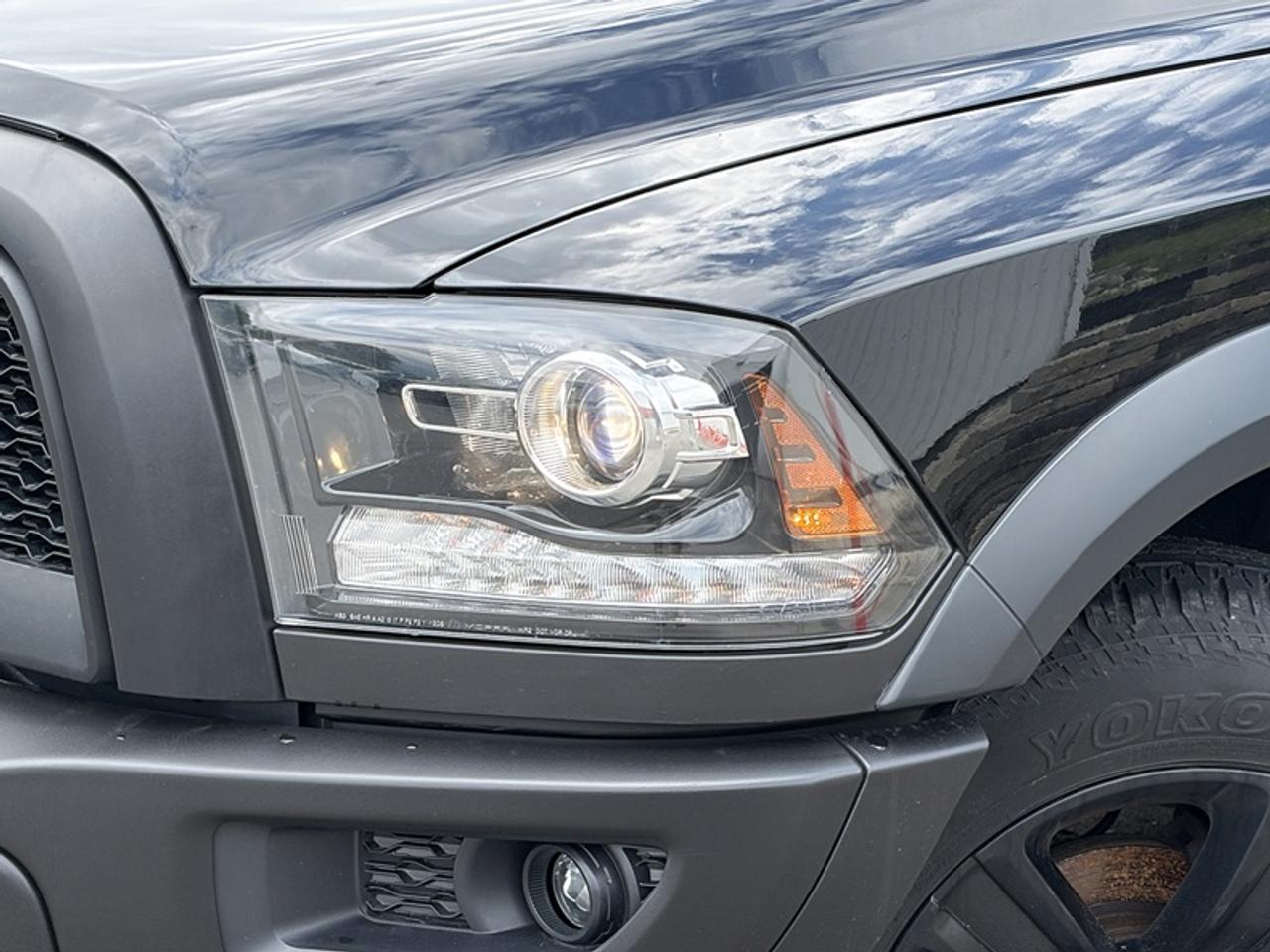 2021 RAM 1500 Classic WARLOCK Photo