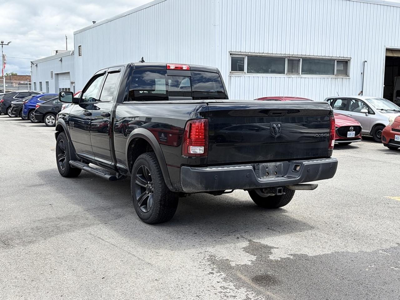 2021 RAM 1500 Classic WARLOCK Photo