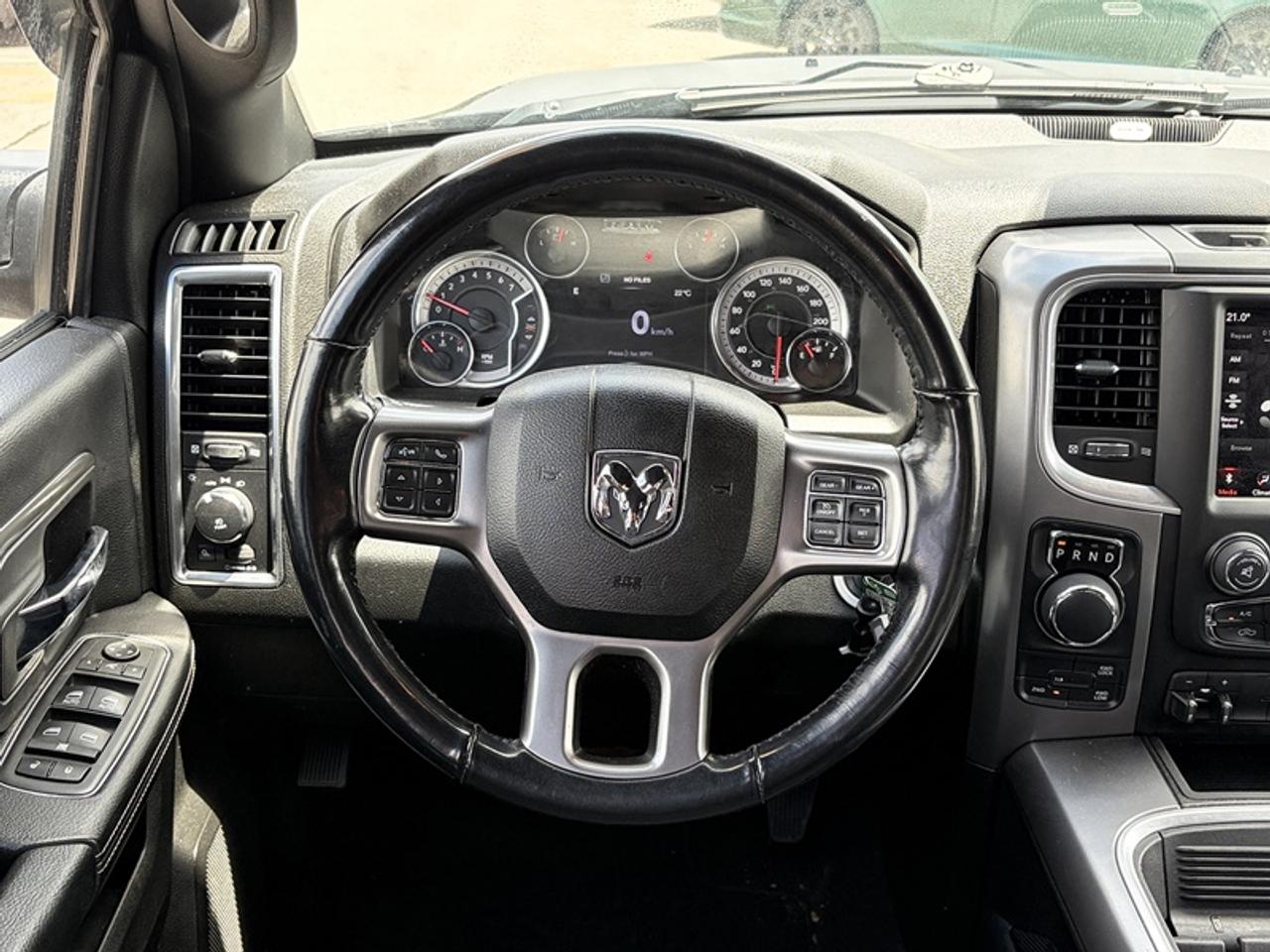 2021 RAM 1500 Classic WARLOCK Photo