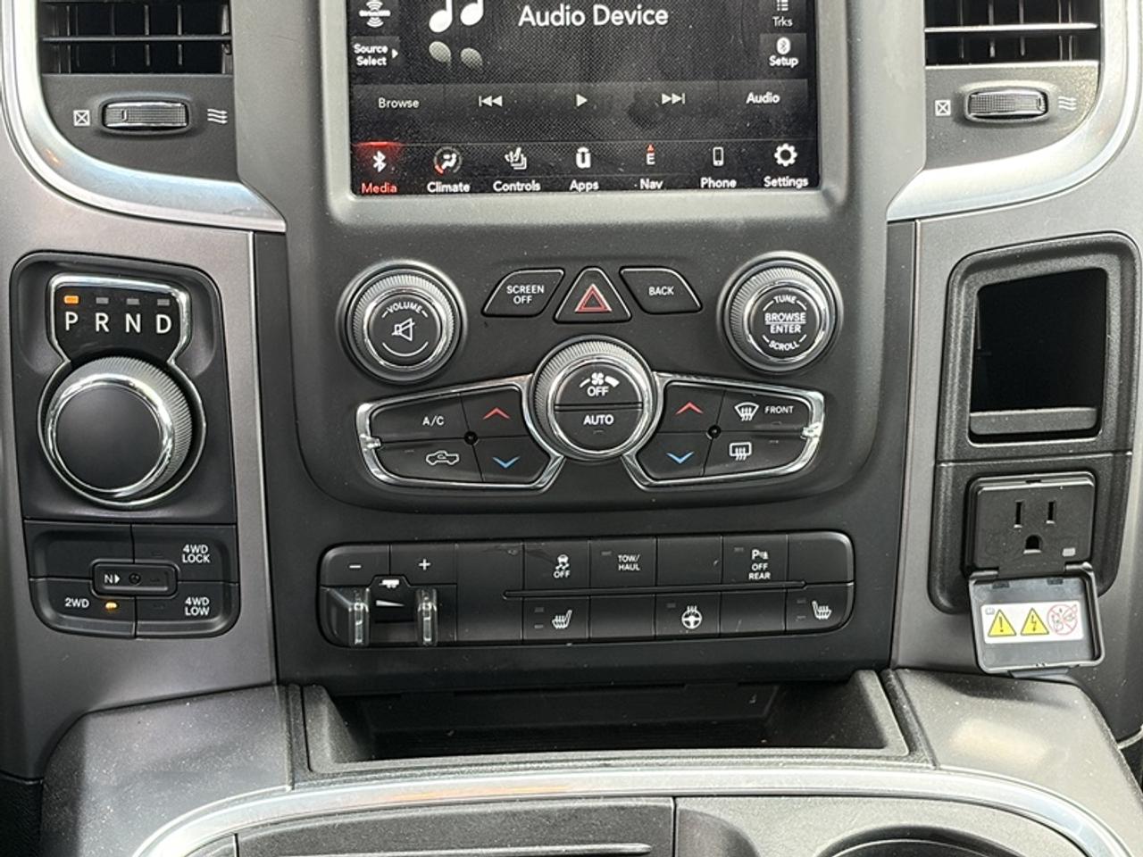 2021 RAM 1500 Classic WARLOCK Photo