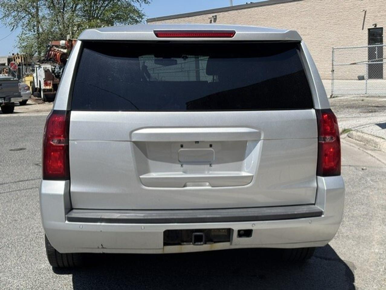 2017 Chevrolet Tahoe 4WD-6 PASSENGER-BACK UP CAMERA-1 OWNER-CERTIFIED! Photo