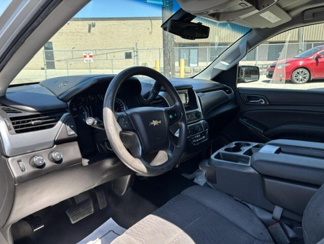 2017 Chevrolet Tahoe 4WD-6 PASSENGER-BACK UP CAMERA-1 OWNER-CERTIFIED! Photo