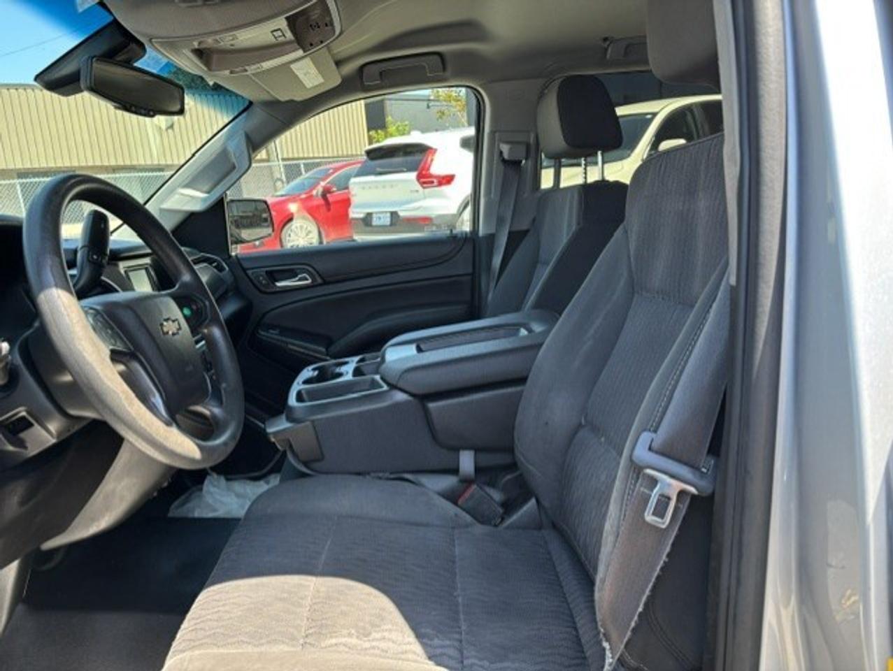 2017 Chevrolet Tahoe 4WD-6 PASSENGER-BACK UP CAMERA-1 OWNER-CERTIFIED! Photo