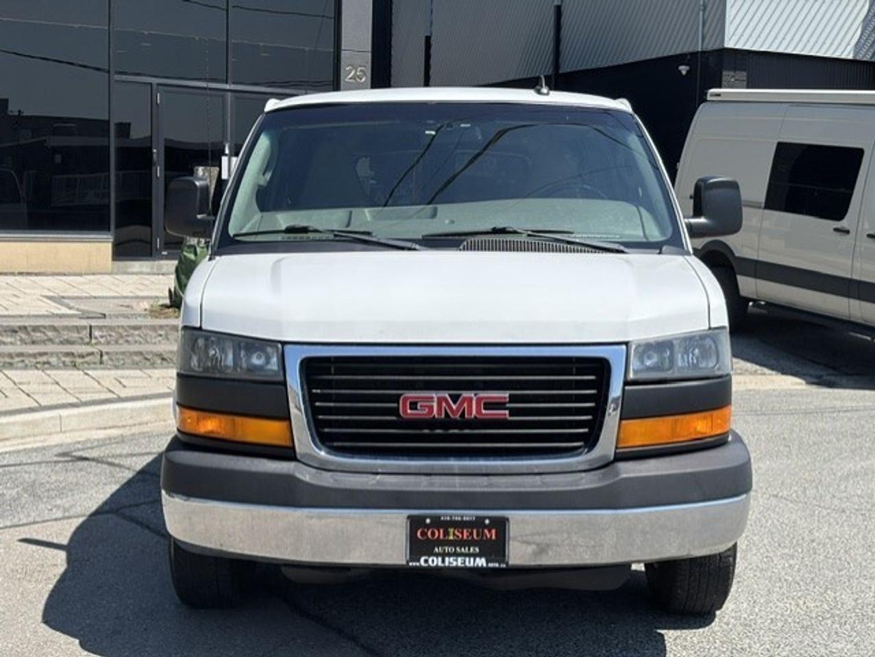 2016 GMC Savana Passenger LT 2500 12 PASSENGER-CAMERA-RIMS-REMOTE START-TOW! Photo