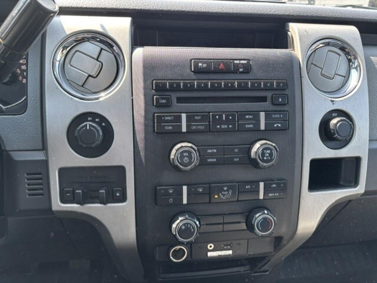 2011 Ford F-150 4WD XLT **SUPERCAB-1 OWNER-5.0L V8-CERTIFIED** Photo