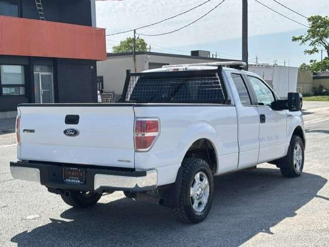 2011 Ford F-150 4WD XLT **SUPERCAB-1 OWNER-5.0L V8-CERTIFIED** Photo