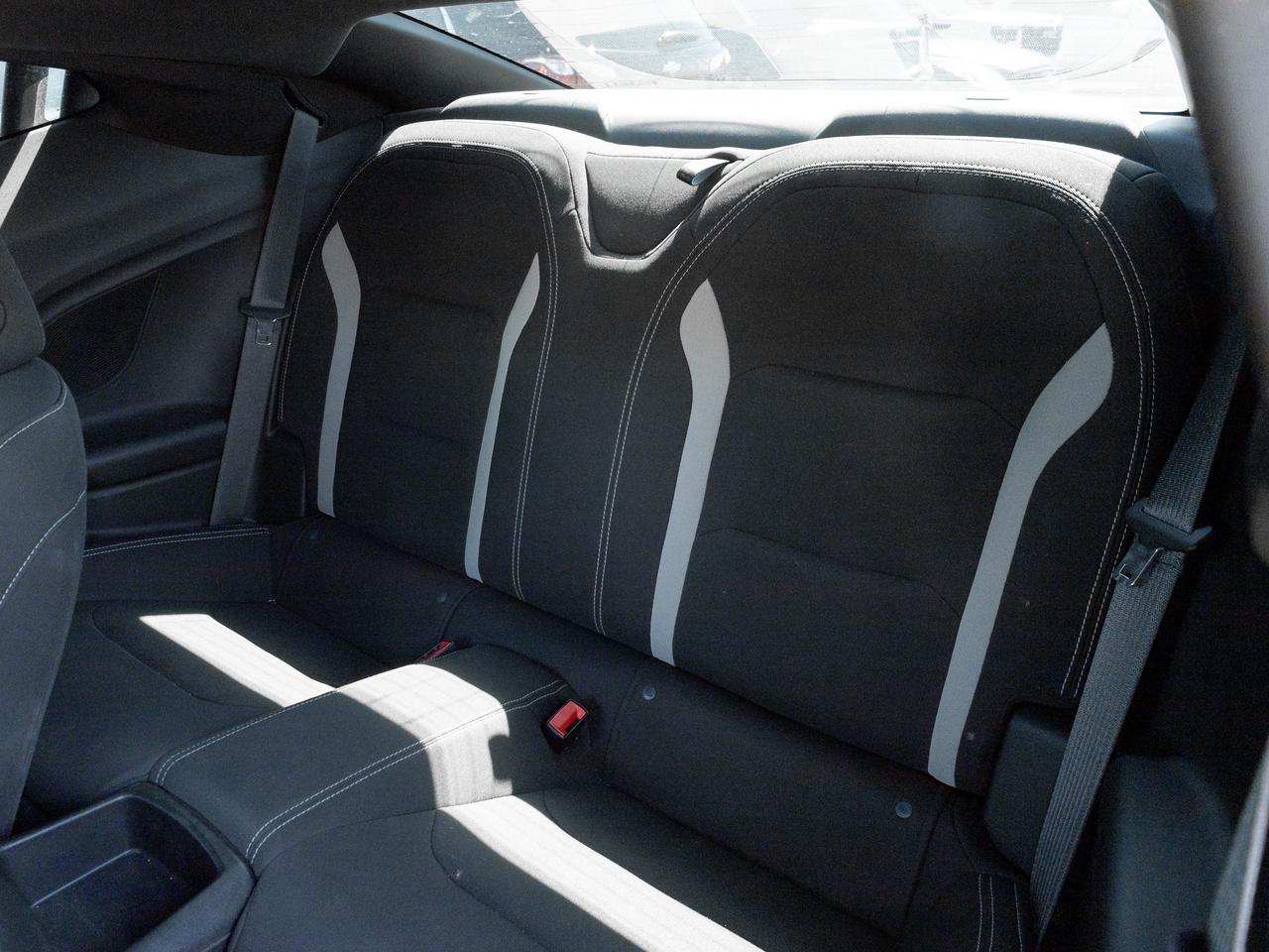 2021 Chevrolet Camaro 6.2L V8   10-Spd Auto   Sunroof   Bose   Tech PKG Photo