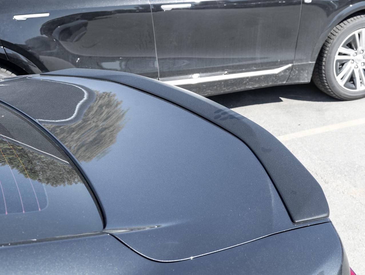 2021 Chevrolet Camaro 6.2L V8   10-Spd Auto   Sunroof   Bose   Tech PKG Photo